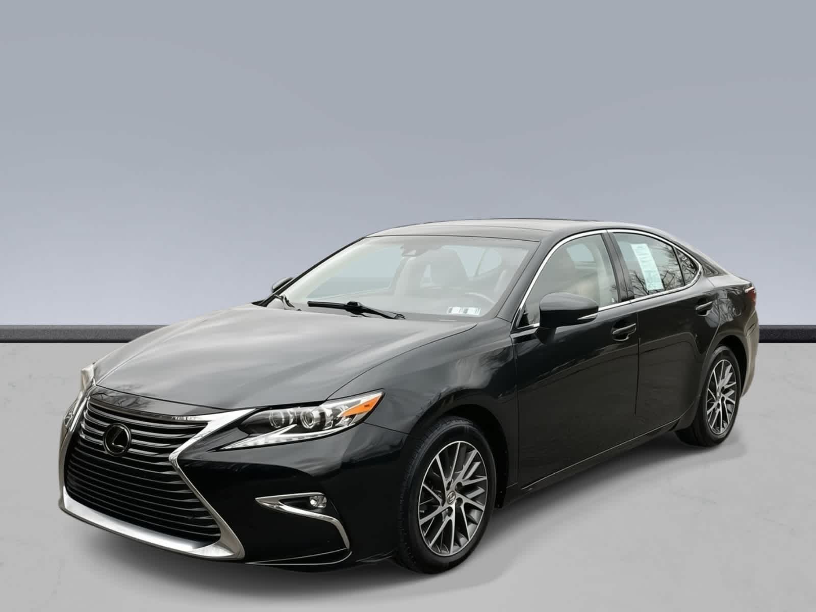 Thumbnail: 2017 Lexus ES - 1
