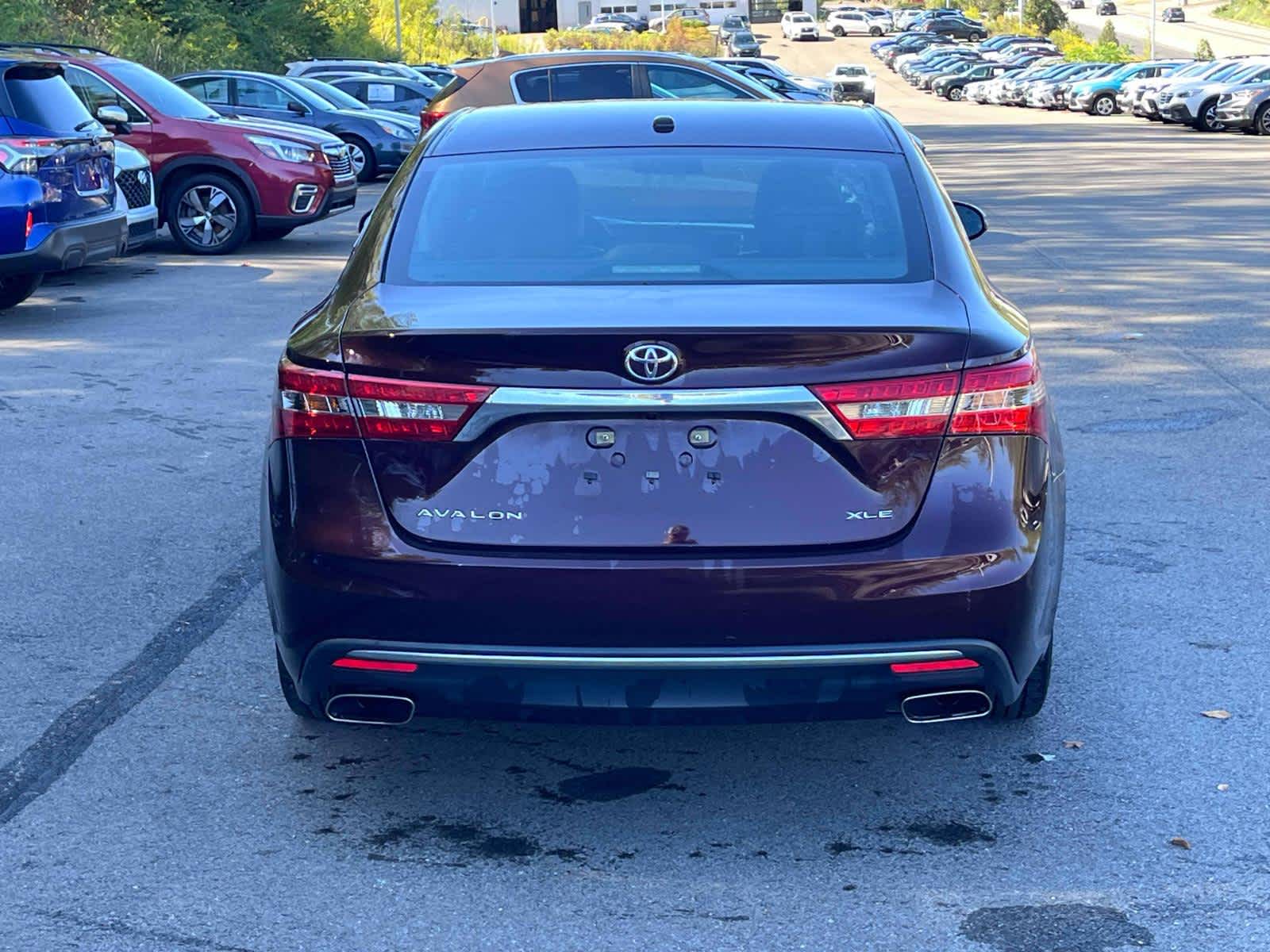 Thumbnail: 2018 Toyota Avalon - 4