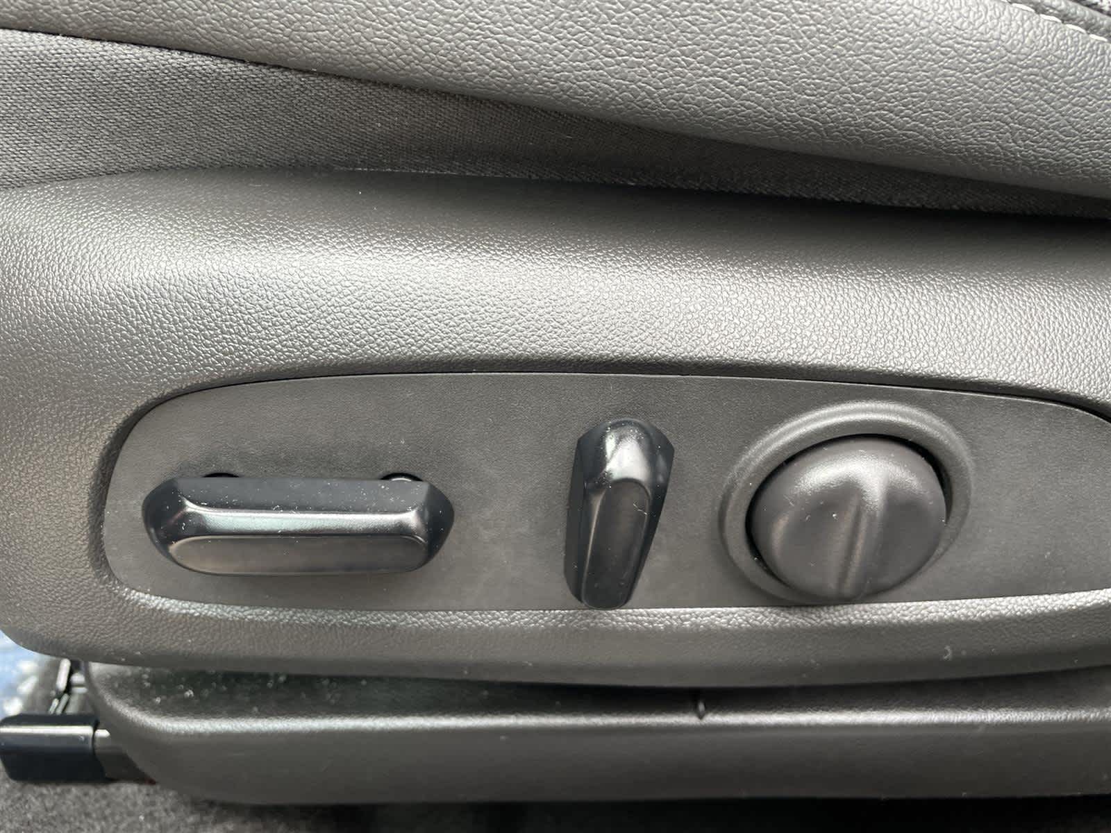 Thumbnail: 2023 Buick Encore GX - 13