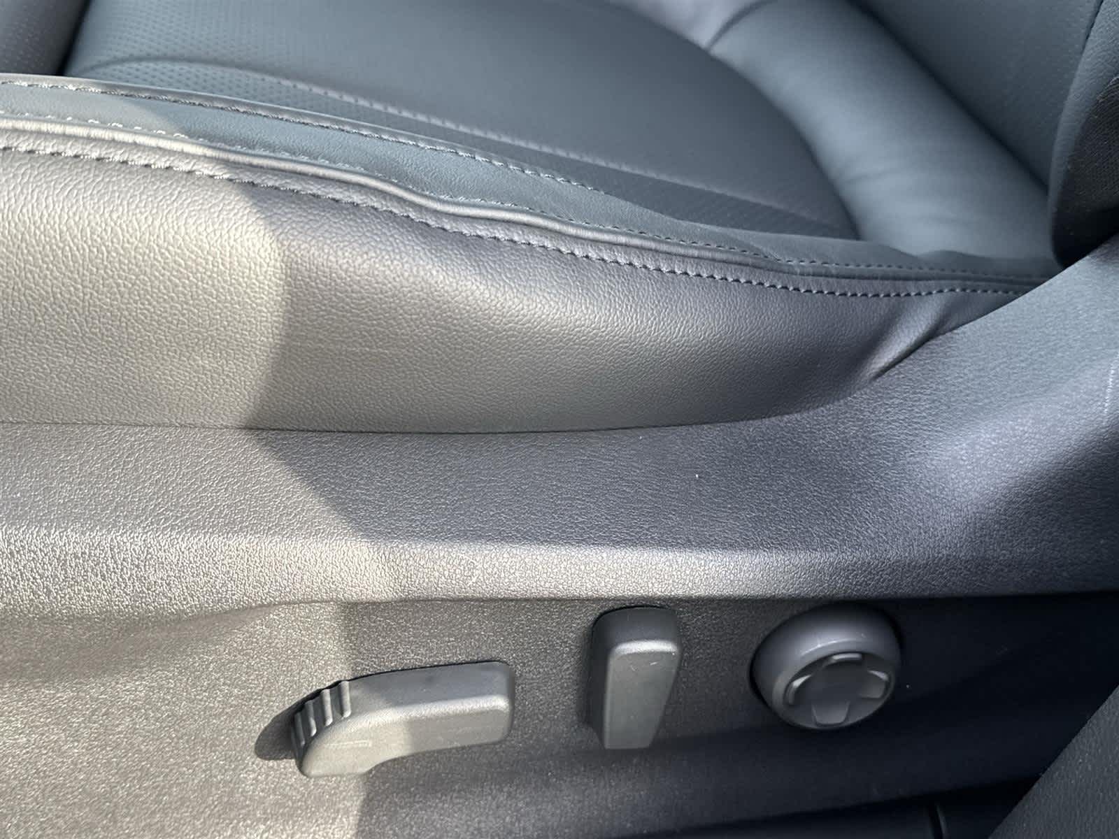 Thumbnail: 2025 Subaru Ascent - 13