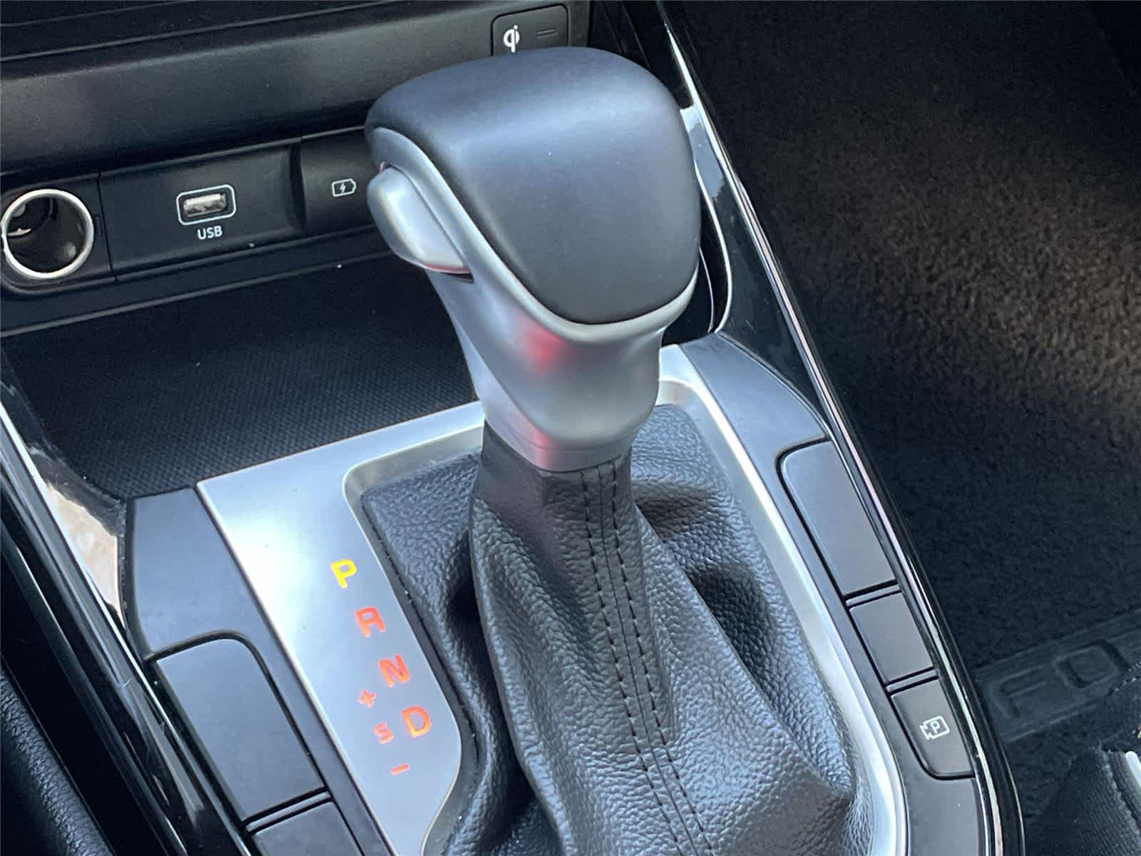 Thumbnail: 2023 Kia Forte - 24