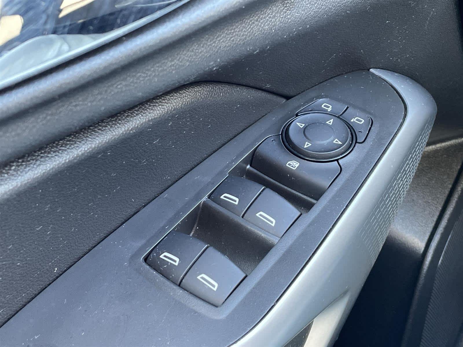 Thumbnail: 2024 Chevrolet Trax - 25