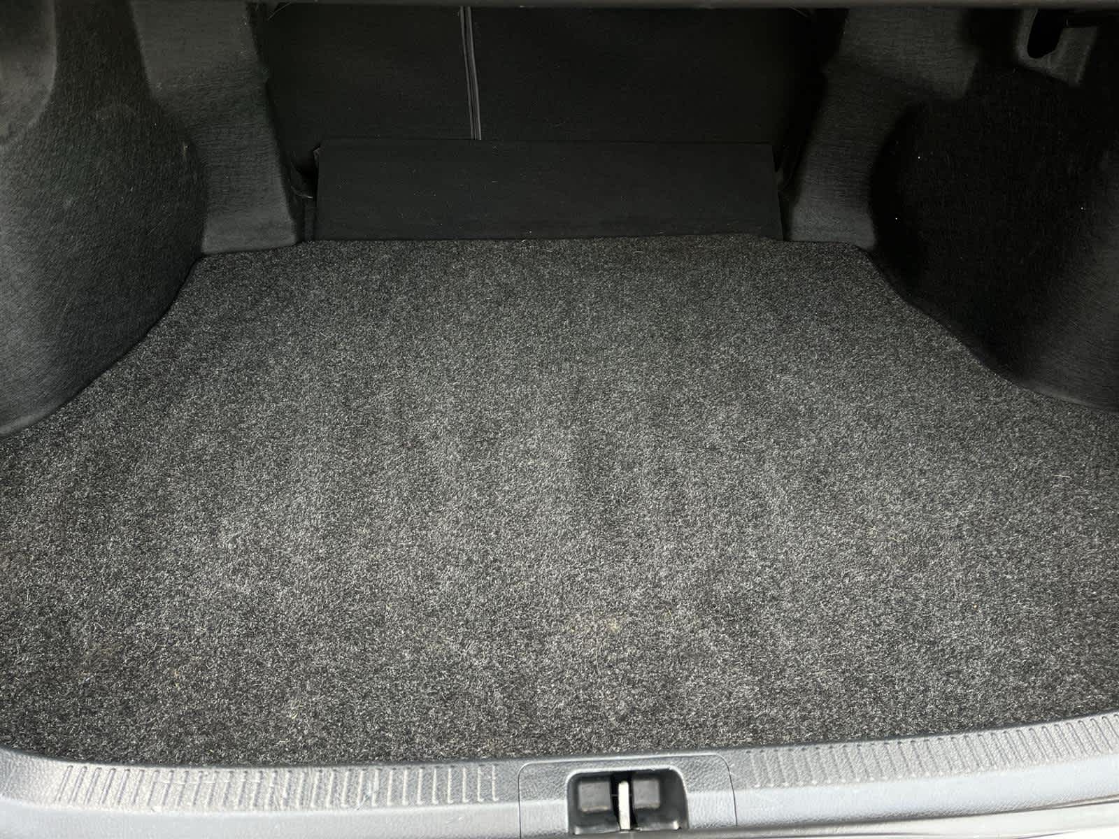 Thumbnail: 2018 Toyota Camry - 14