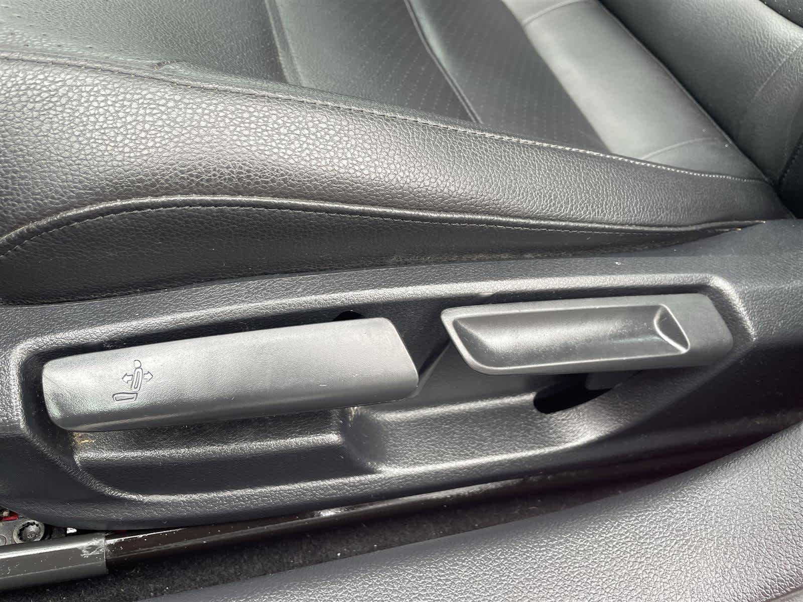 Thumbnail: 2015 Volkswagen Jetta - 13