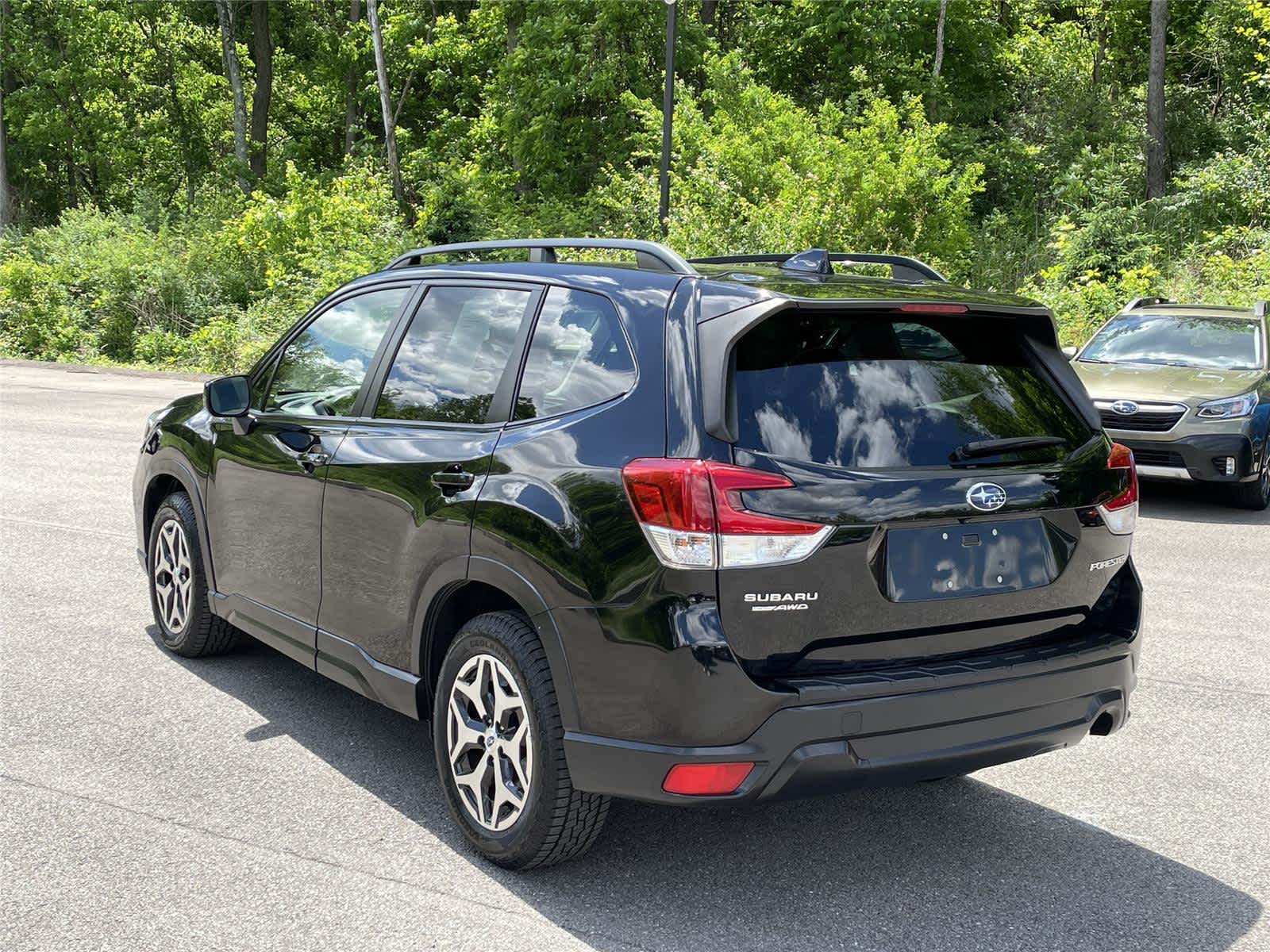 Thumbnail: 2021 Subaru Forester - 3