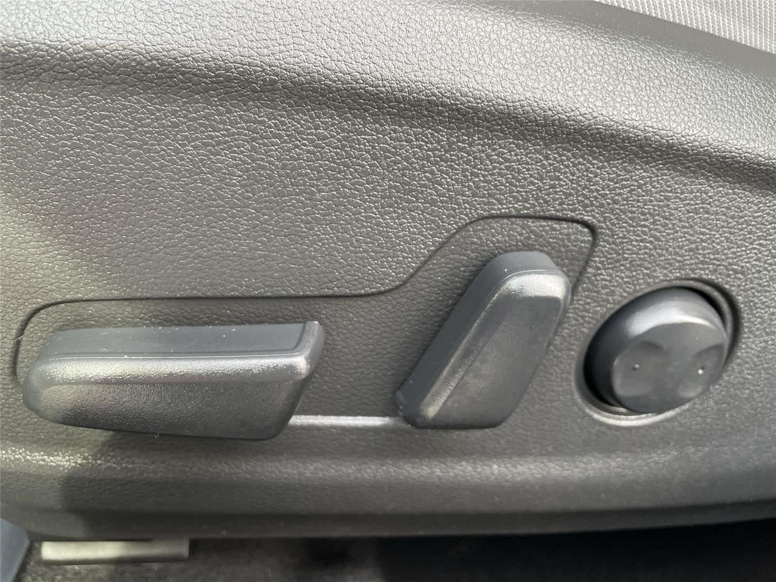 Thumbnail: 2023 Hyundai Kona - 13