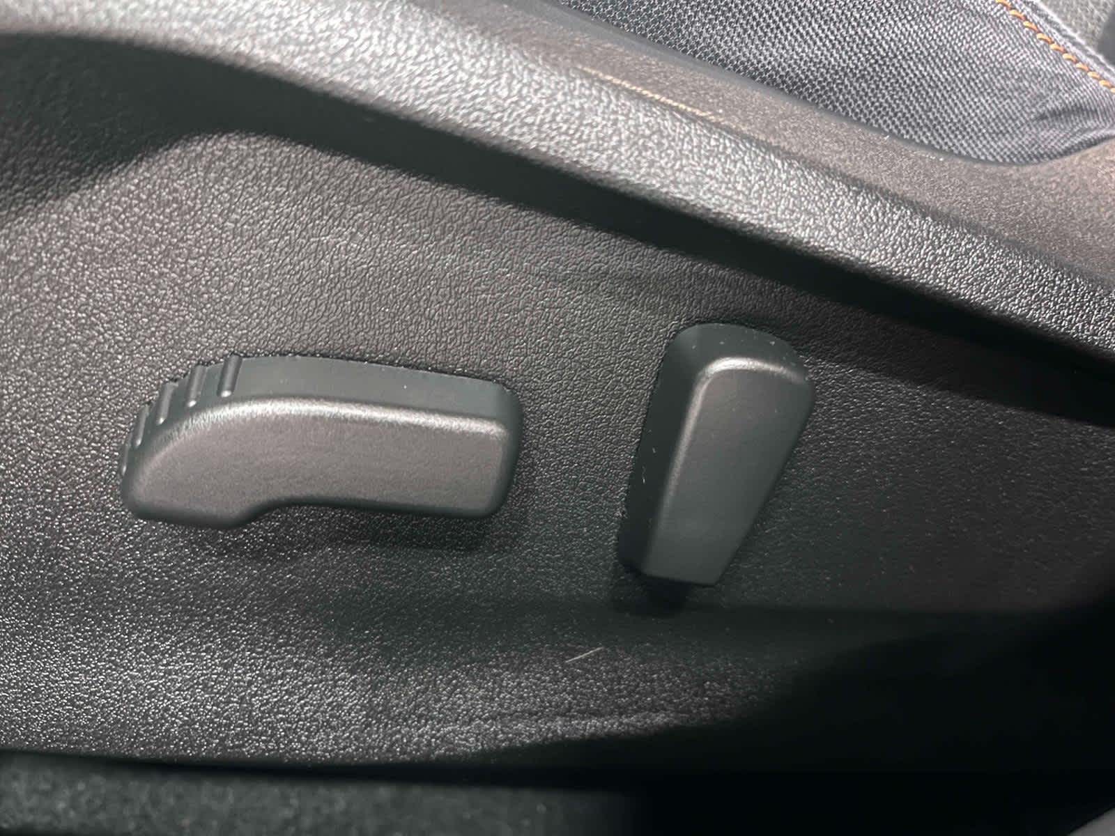 Thumbnail: 2021 Subaru Crosstrek - 10