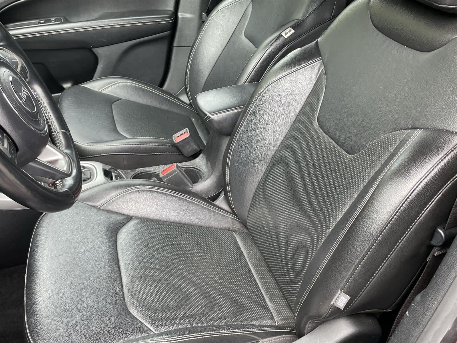 Thumbnail: 2021 Jeep Compass - 12