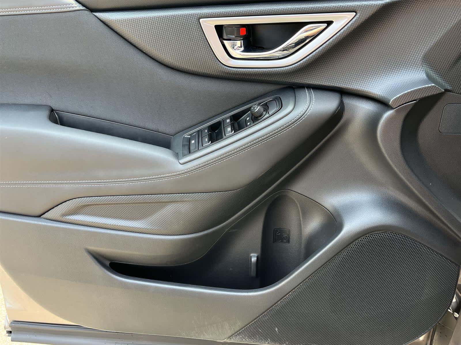 2022 Subaru Forester Premium 25