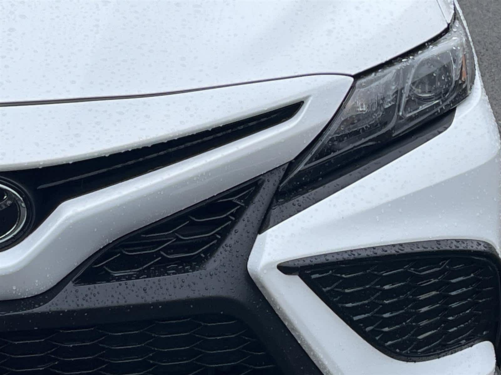 Thumbnail: 2023 Toyota Camry - 9