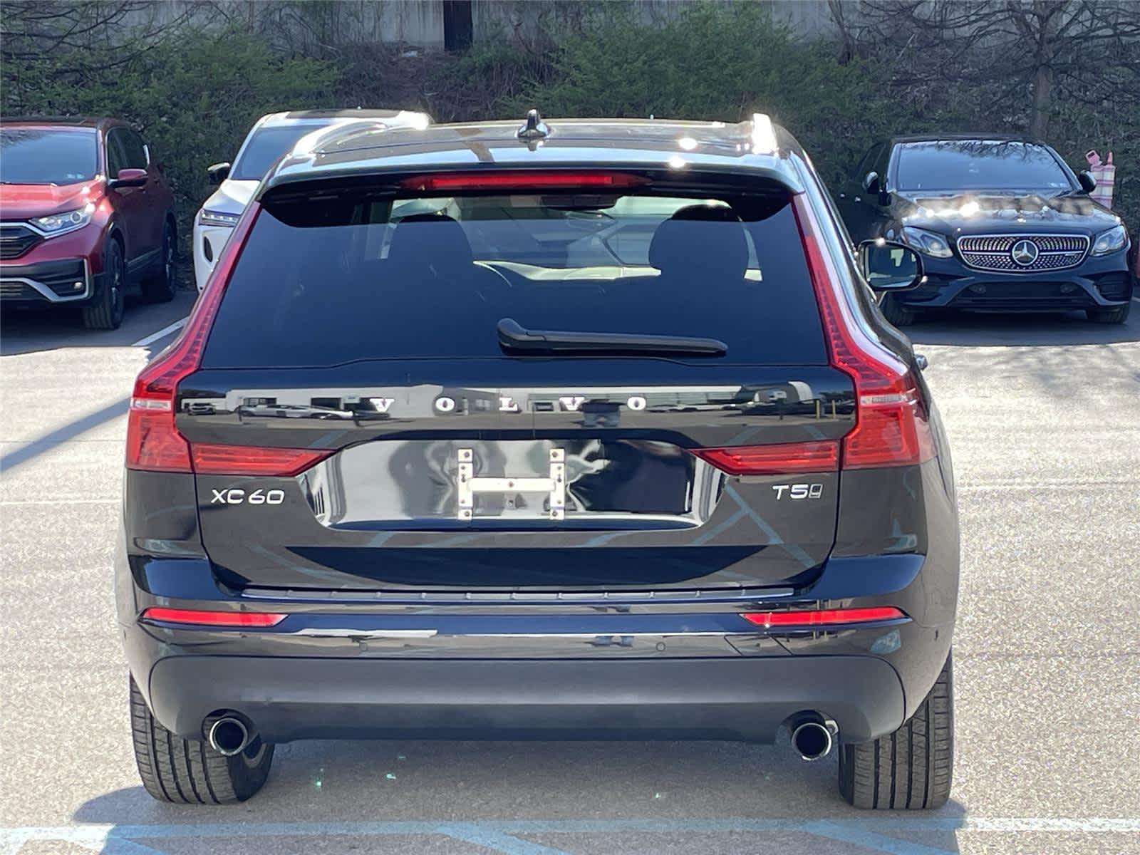 Thumbnail: 2019 Volvo XC60 - 4