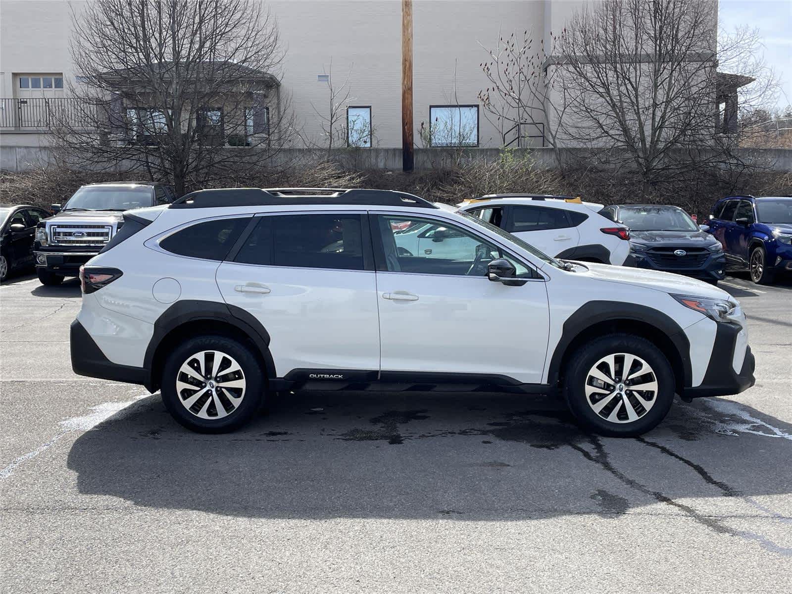 Thumbnail: 2023 Subaru Outback - 6