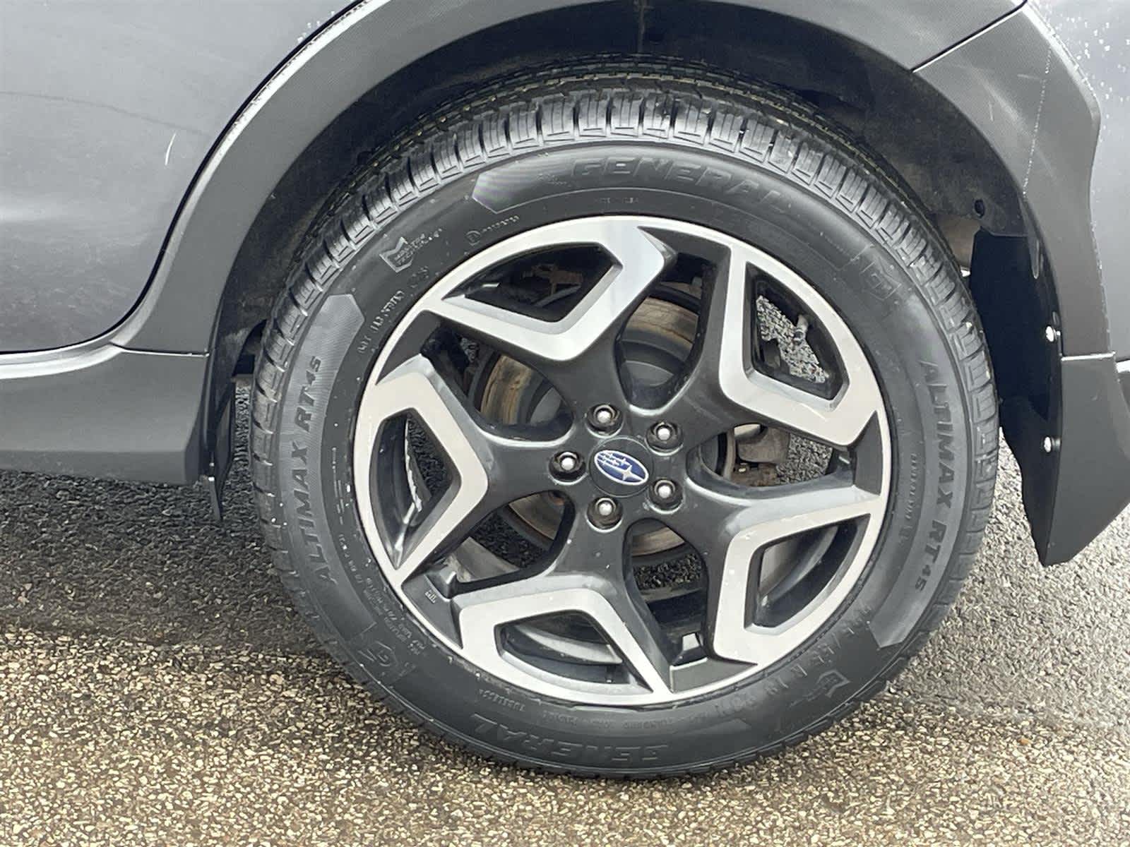 Thumbnail: 2020 Subaru Crosstrek - 16