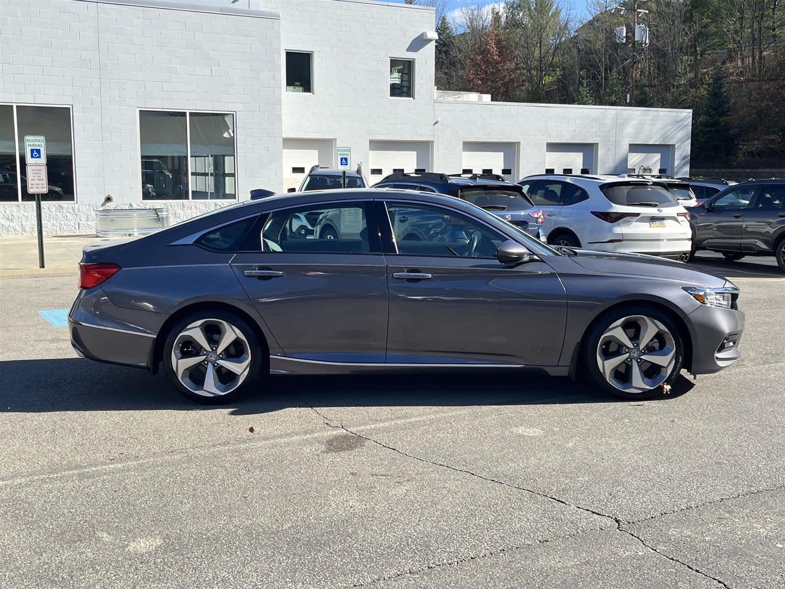 Thumbnail: 2018 Honda Accord - 6