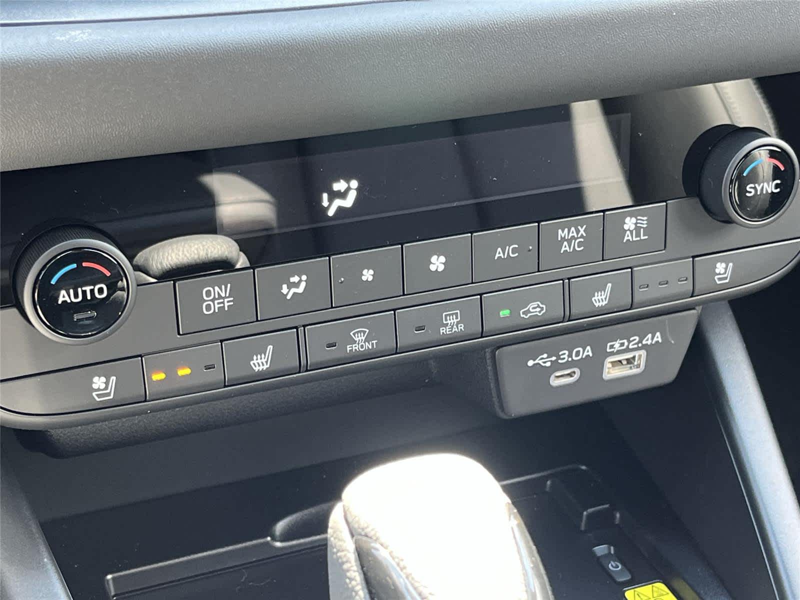 Thumbnail: 2026 Subaru Outback - 25