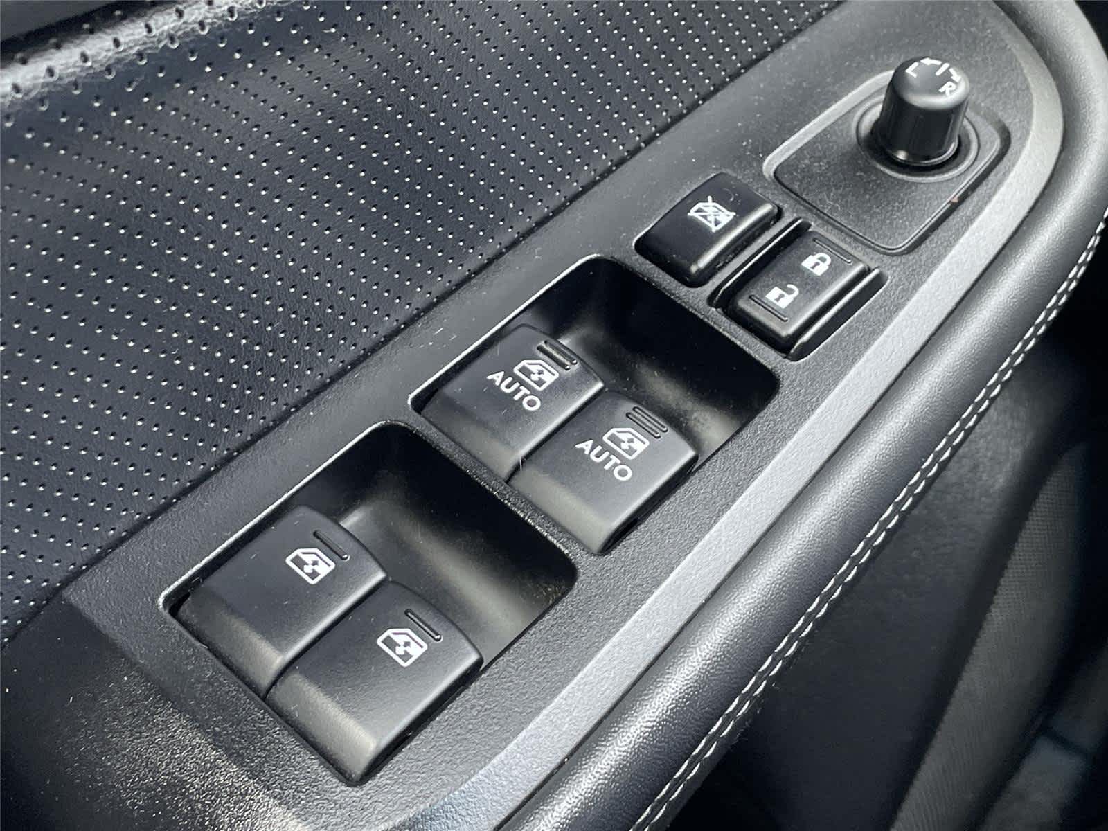 Thumbnail: 2015 Subaru Legacy - 27