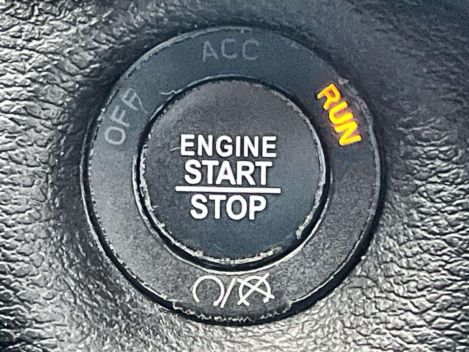 Thumbnail: 2023 Jeep Cherokee - 28