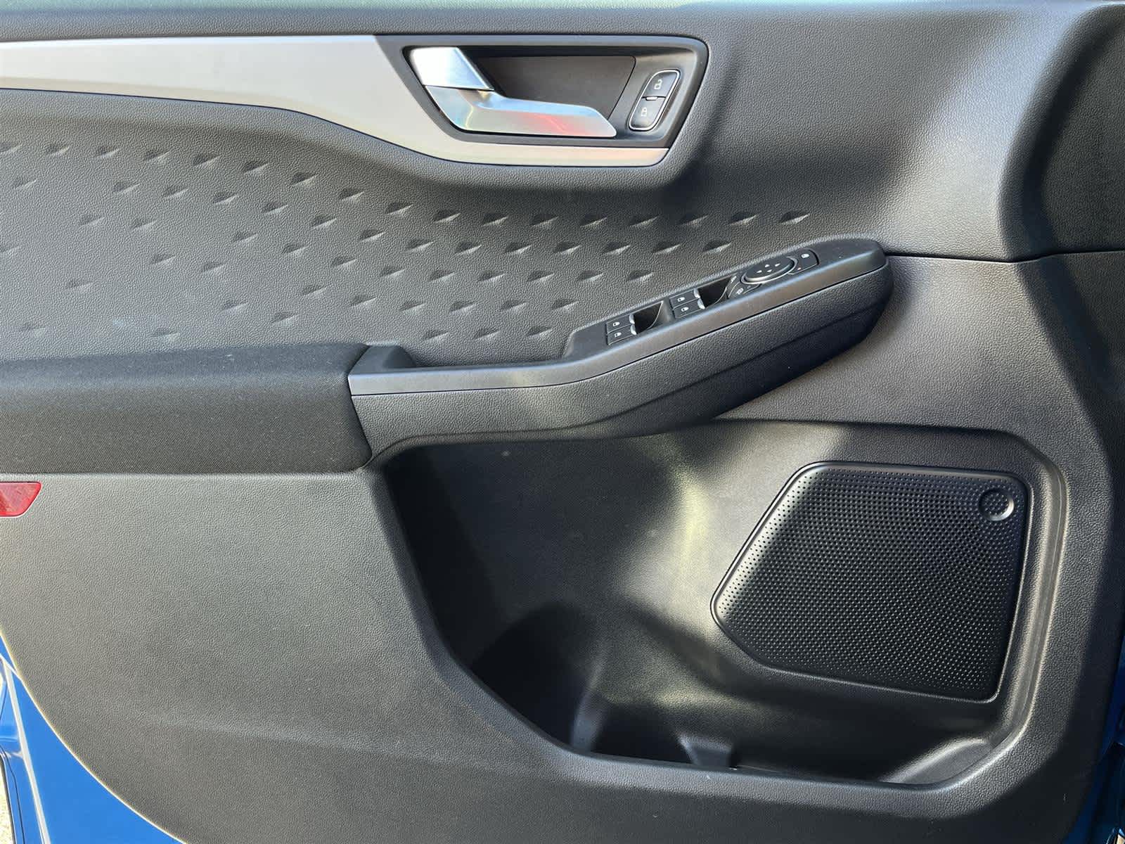 Thumbnail: 2020 Ford Escape - 25