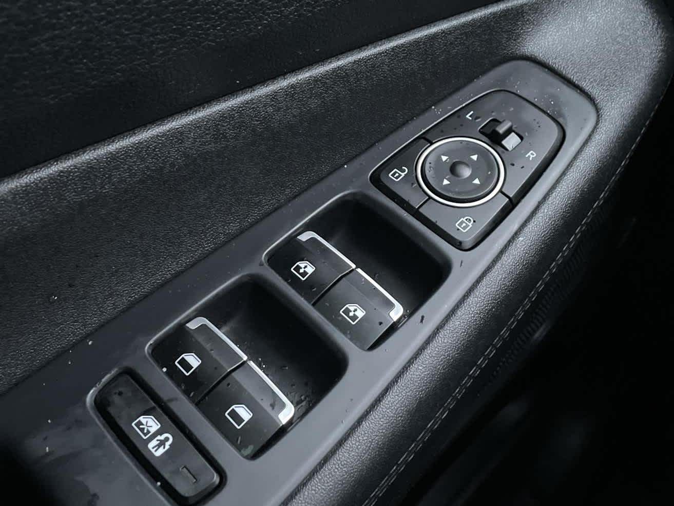 Thumbnail: 2023 Hyundai Santa Fe - 26