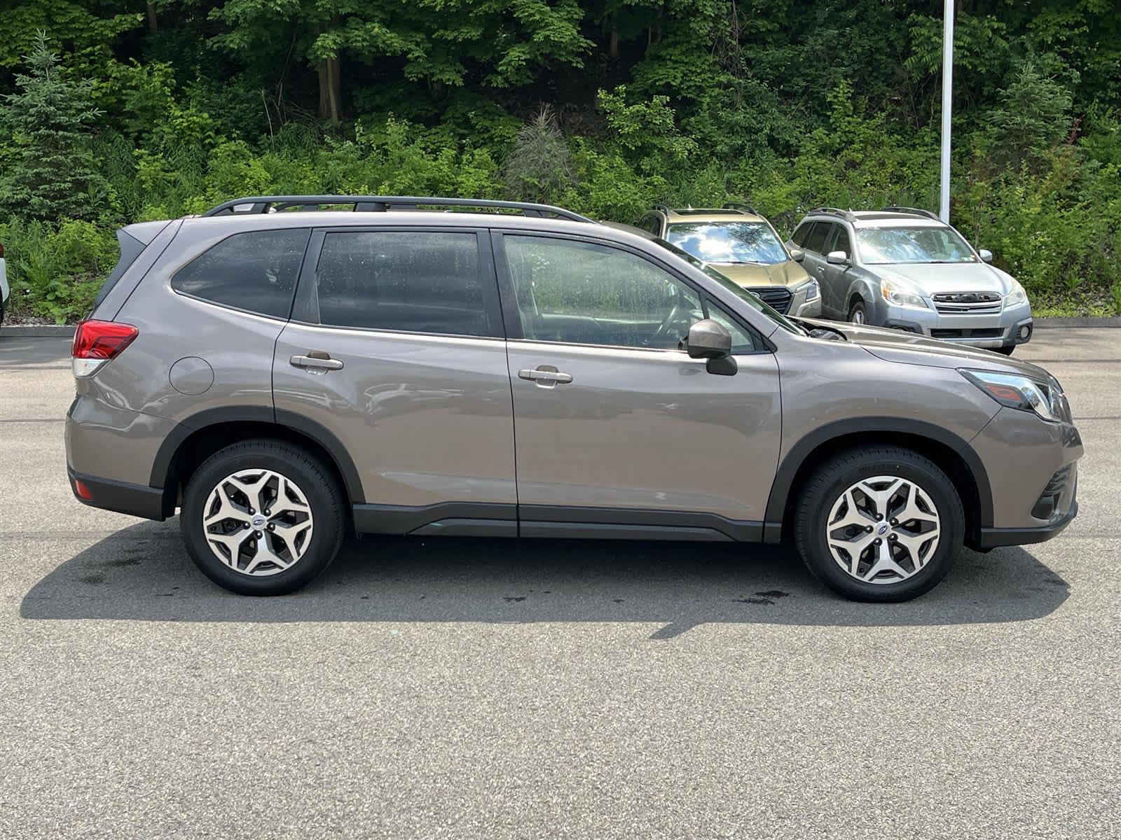 2022 Subaru Forester Premium 6