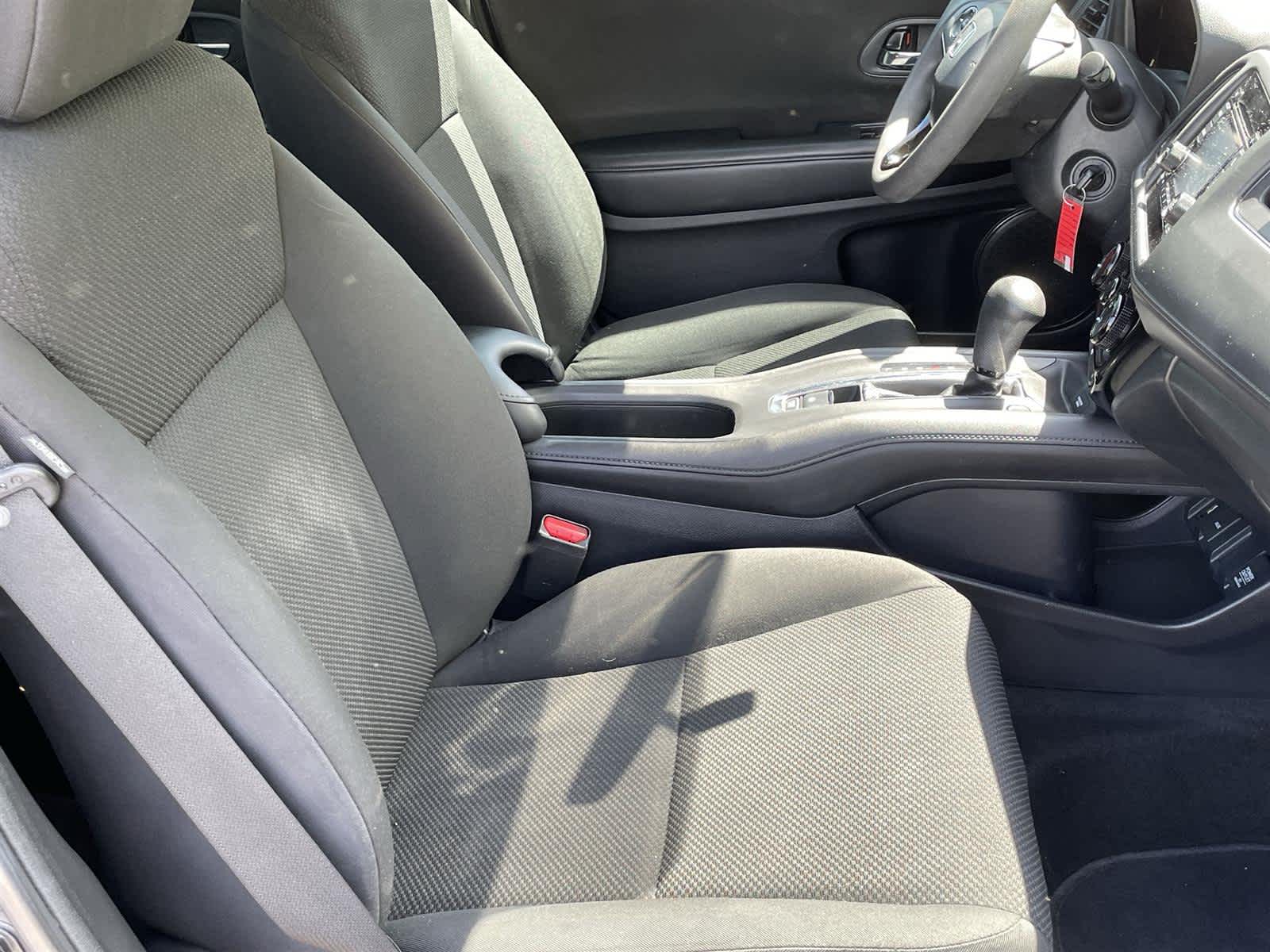 2017 Honda HR-V LX 16
