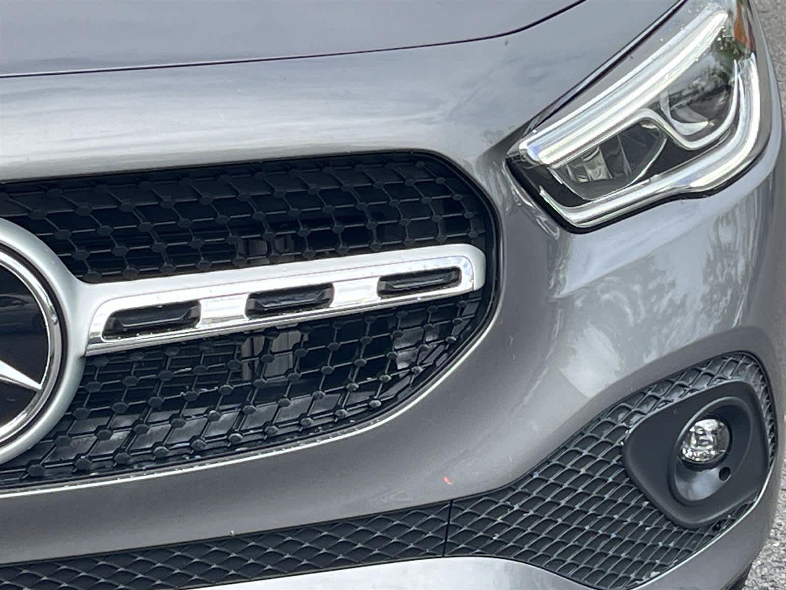 Thumbnail: 2023 Mercedes-Benz GLA - 9