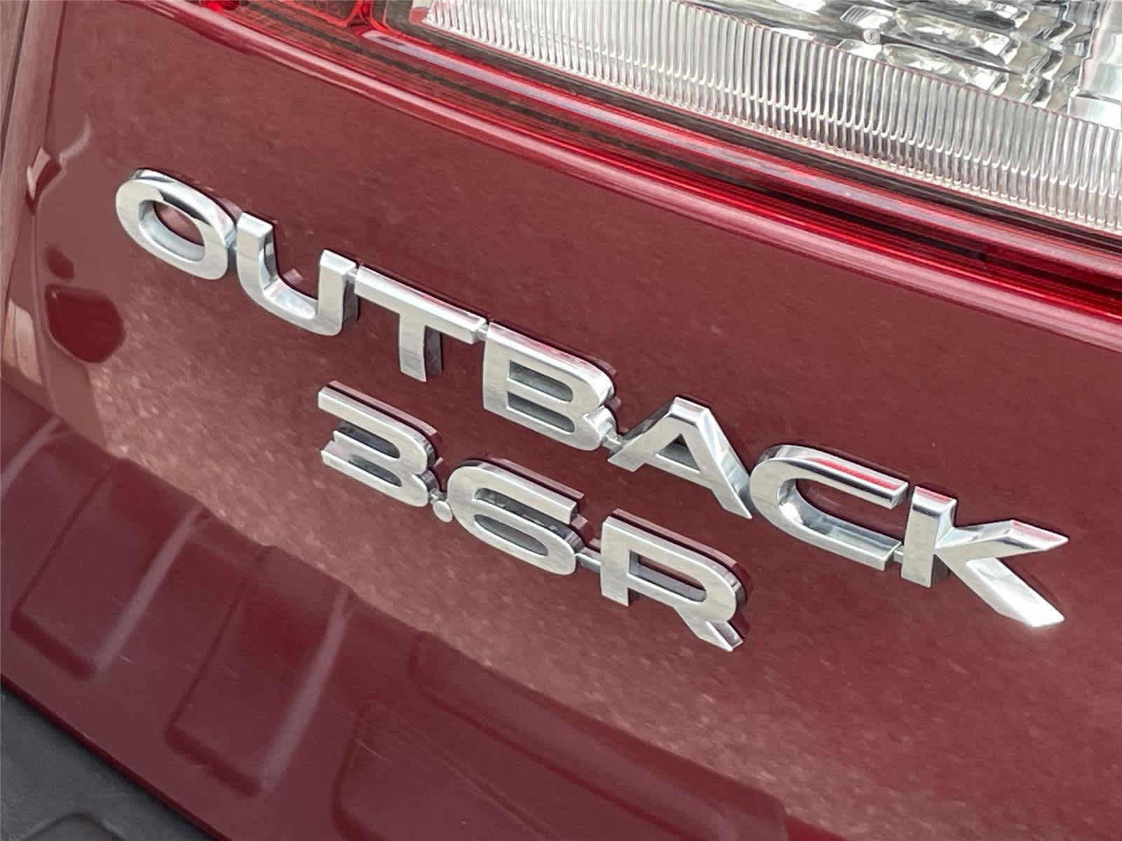Thumbnail: 2017 Subaru Outback - 10