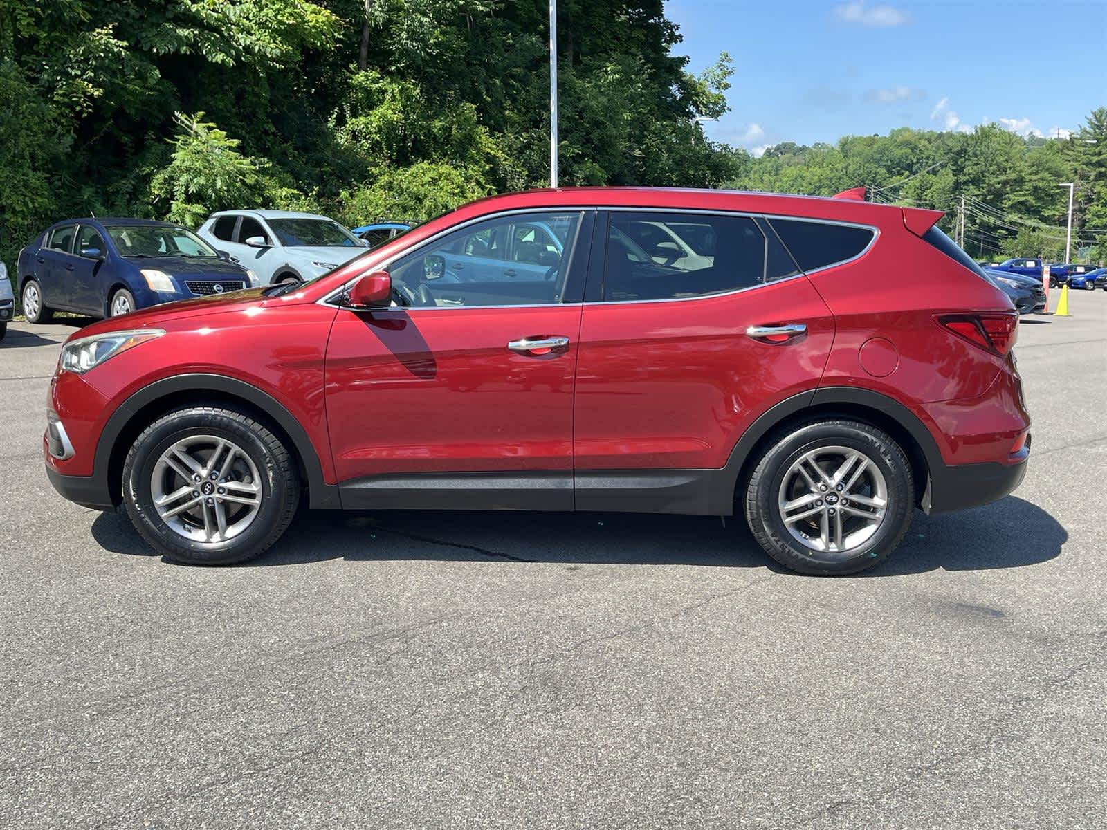 Thumbnail: 2017 Hyundai Santa Fe - 2