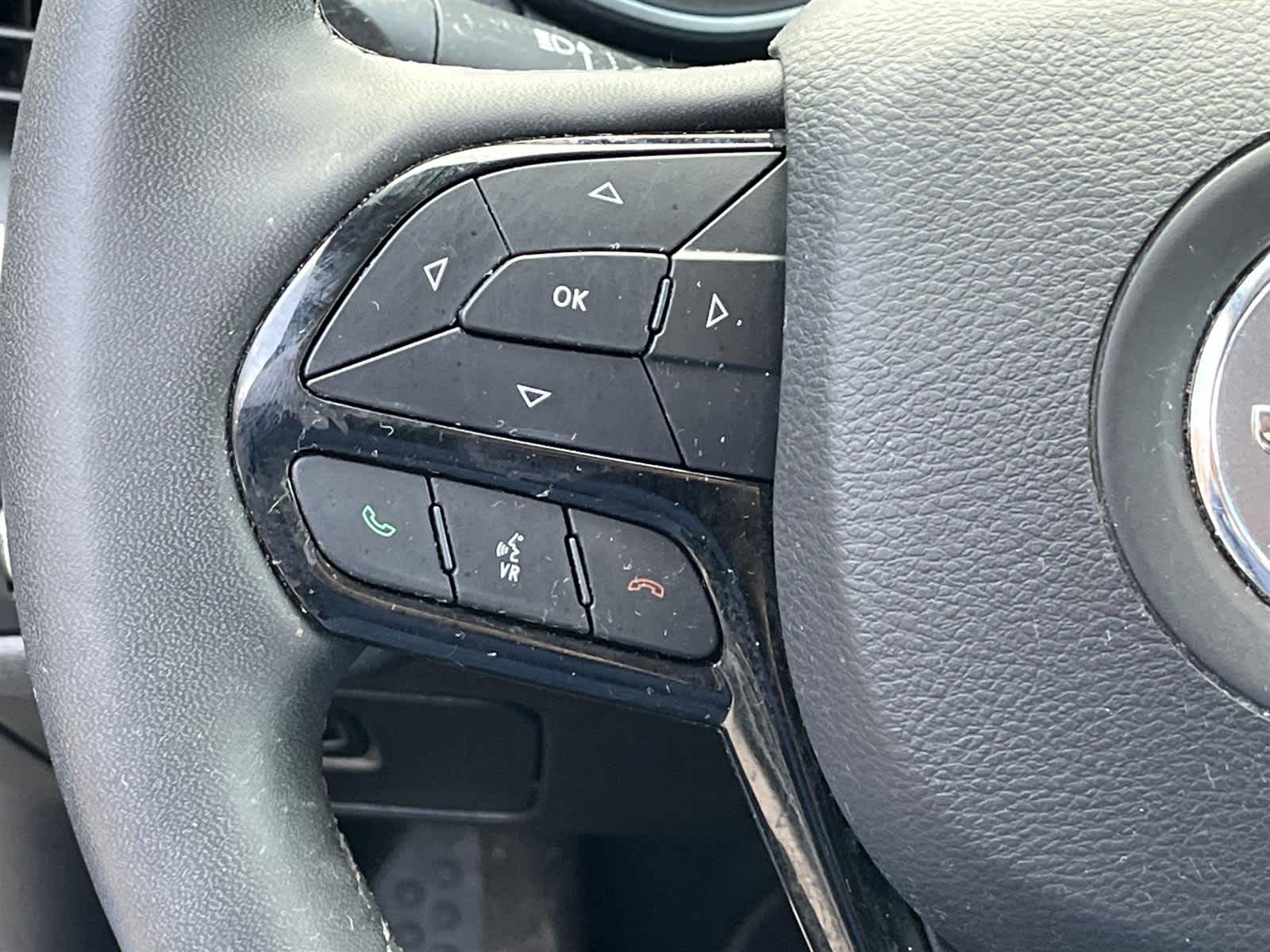 Thumbnail: 2023 Jeep Cherokee - 27