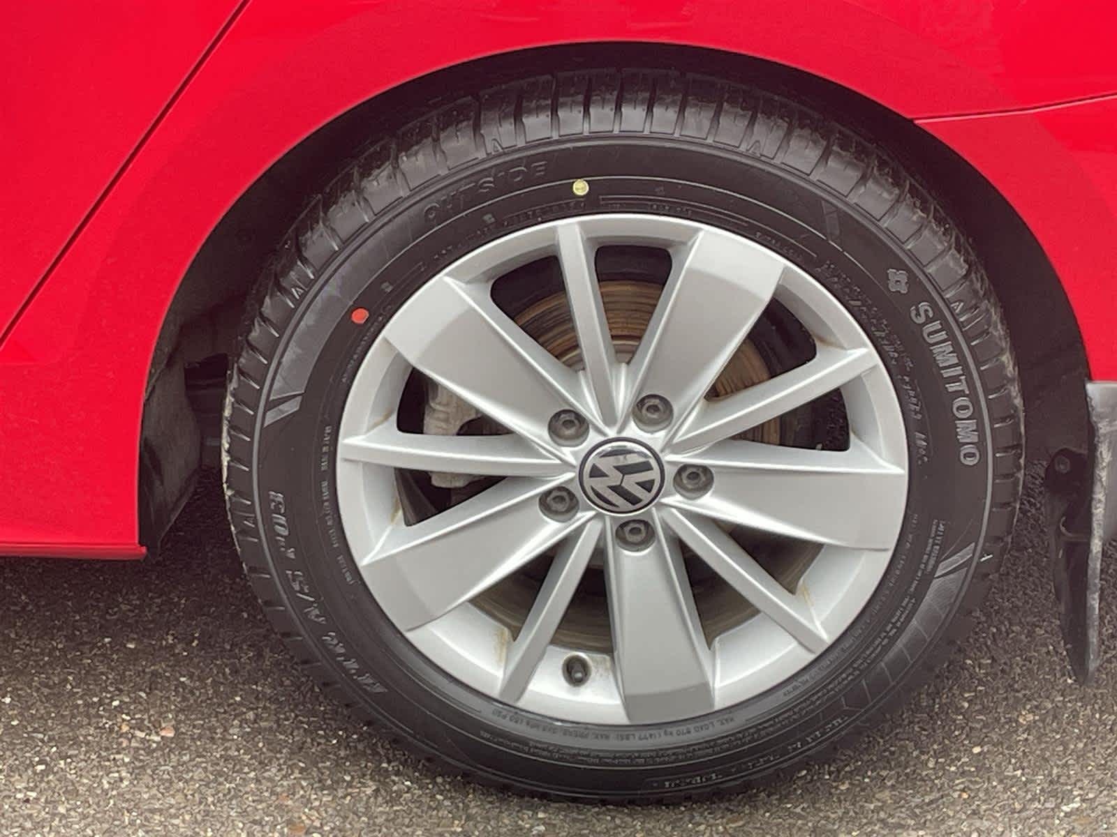 Thumbnail: 2015 Volkswagen Jetta - 11