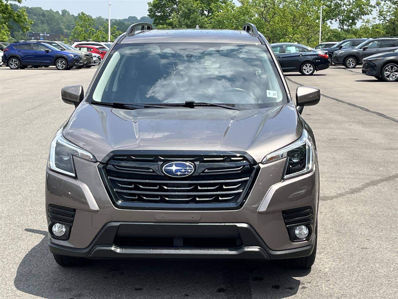 2022 Subaru Forester Premium 8