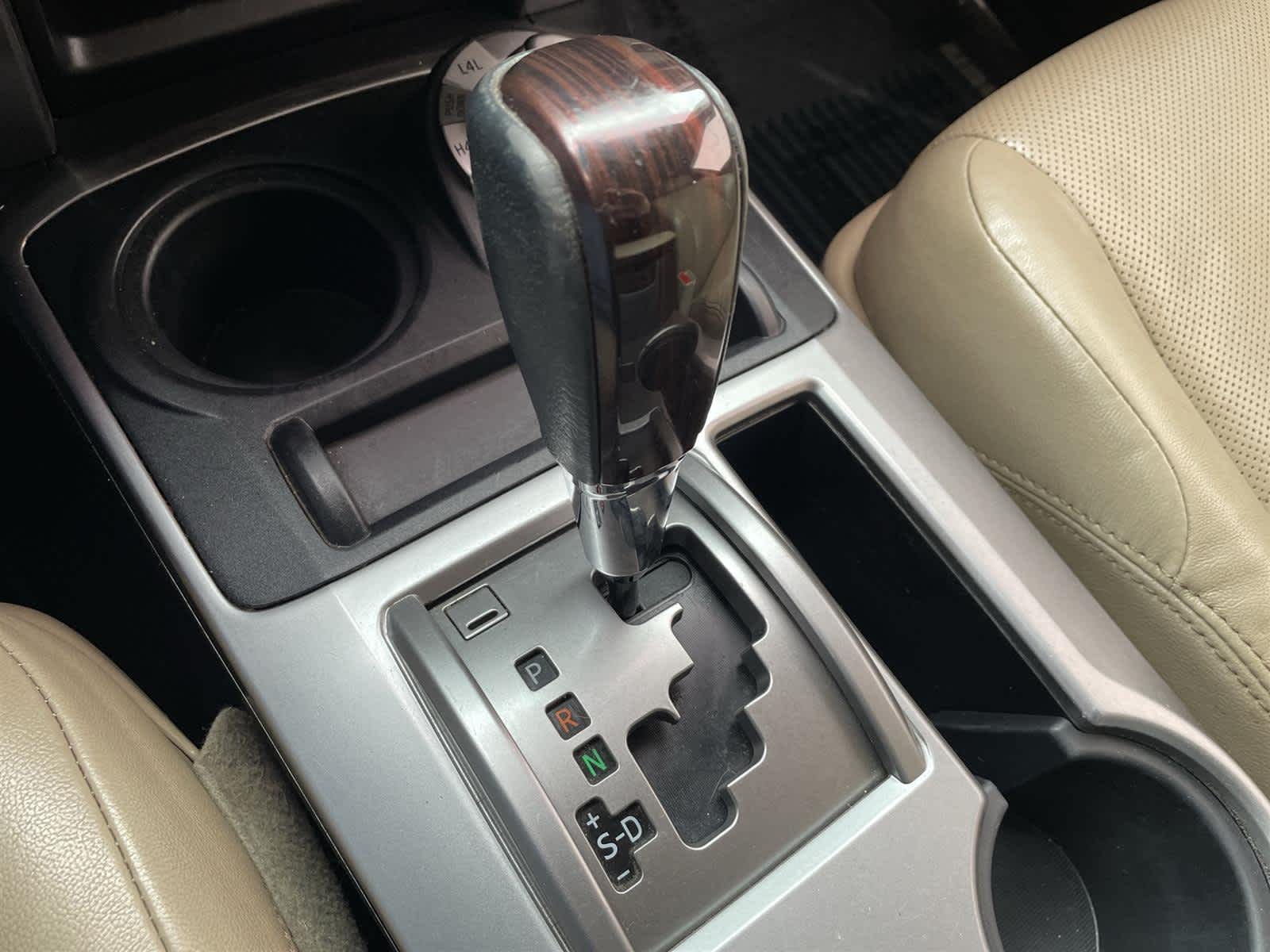 Thumbnail: 2017 Toyota 4Runner - 24