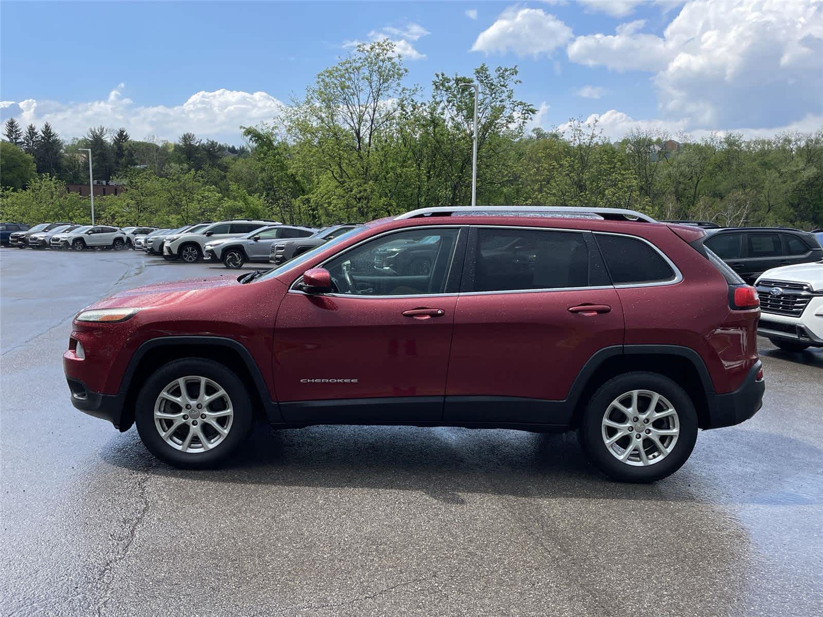 Thumbnail: 2016 Jeep Cherokee - 2