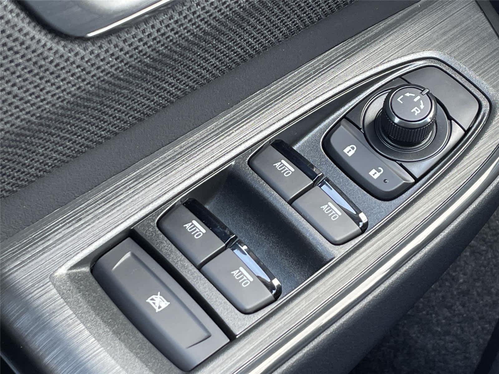 Thumbnail: 2026 Subaru Outback - 25