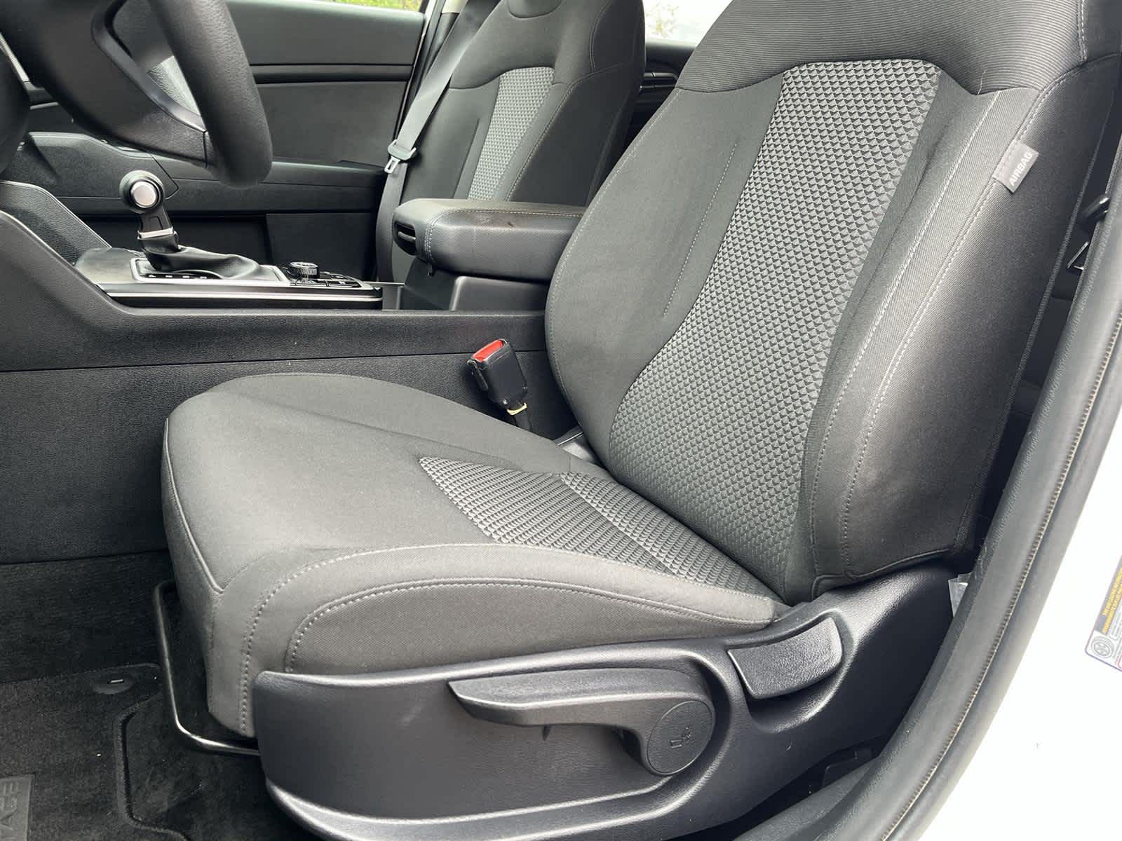 Thumbnail: 2023 Kia Sportage - 12