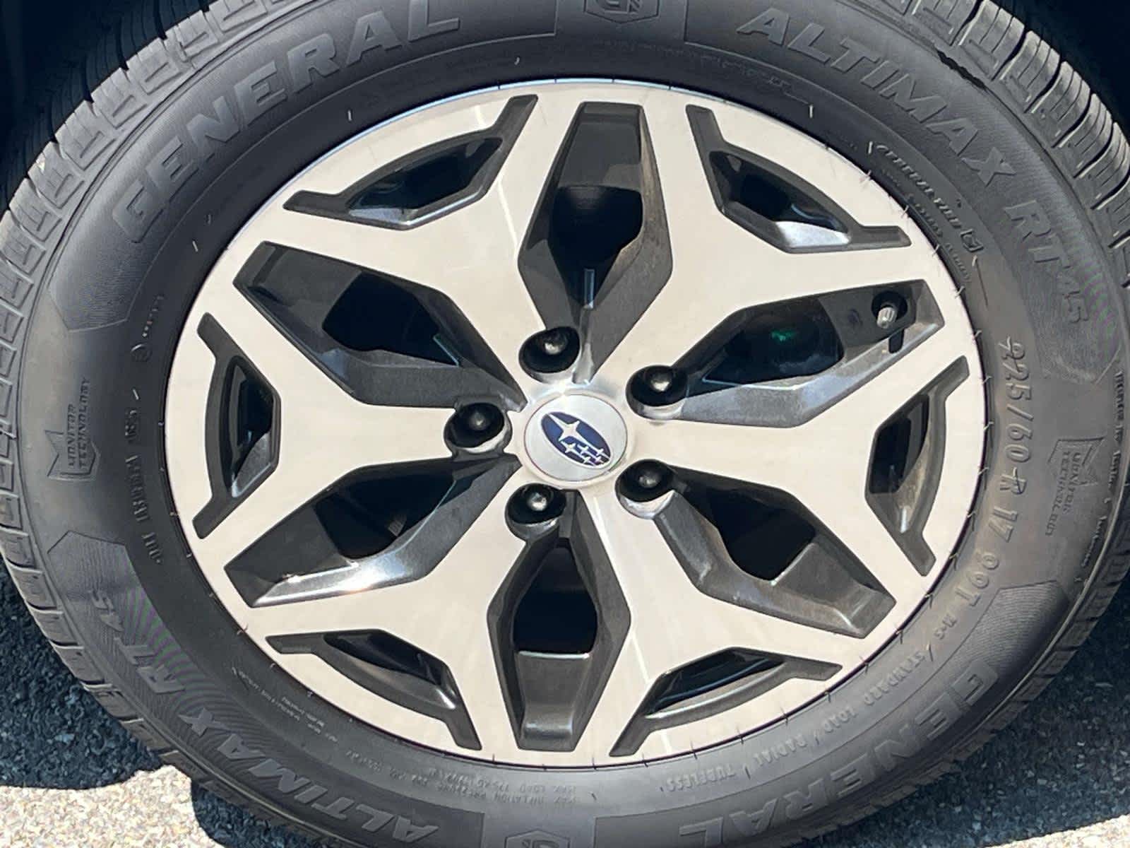 Thumbnail: 2021 Subaru Forester - 9