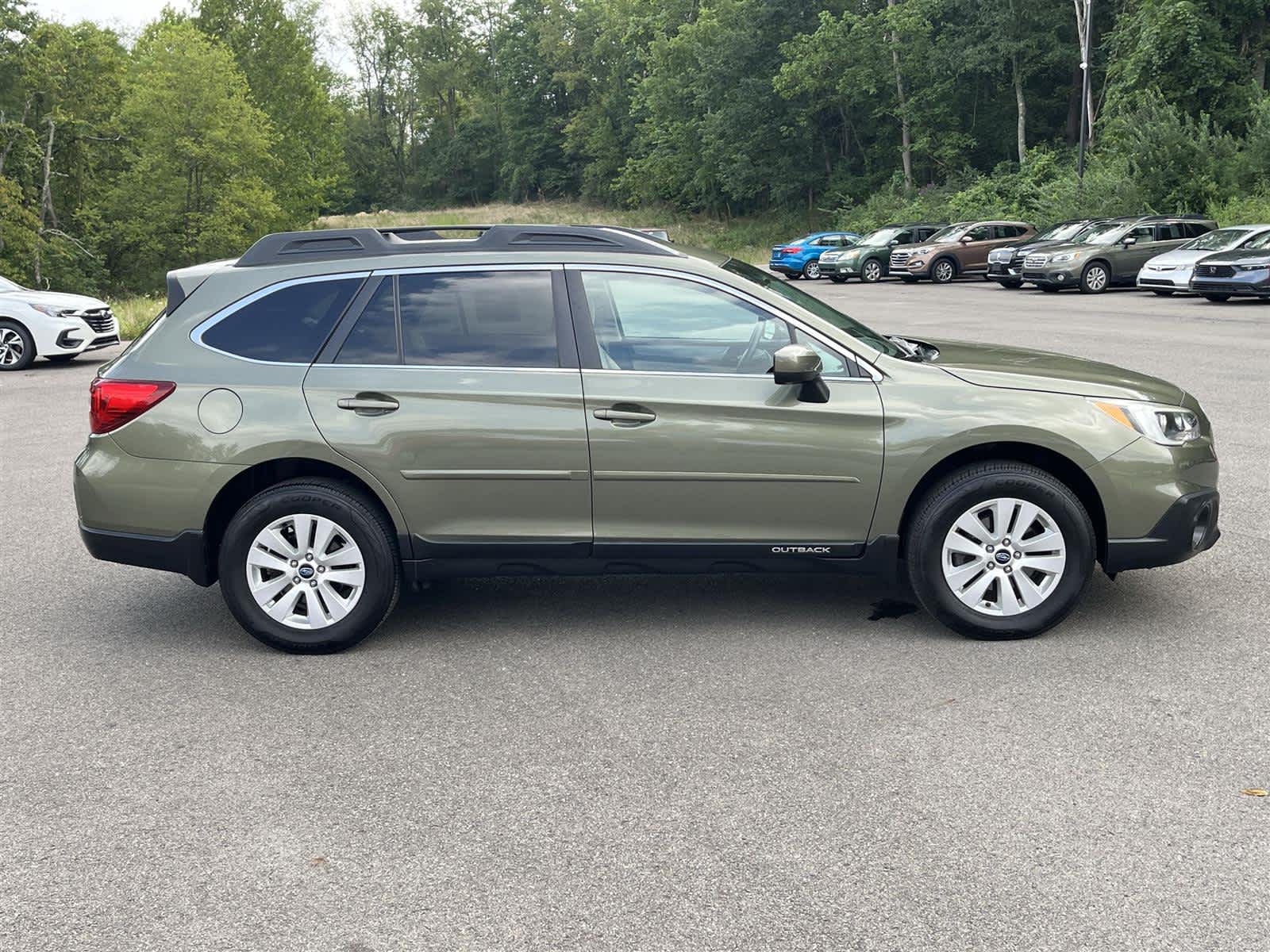 Thumbnail: 2017 Subaru Outback - 6