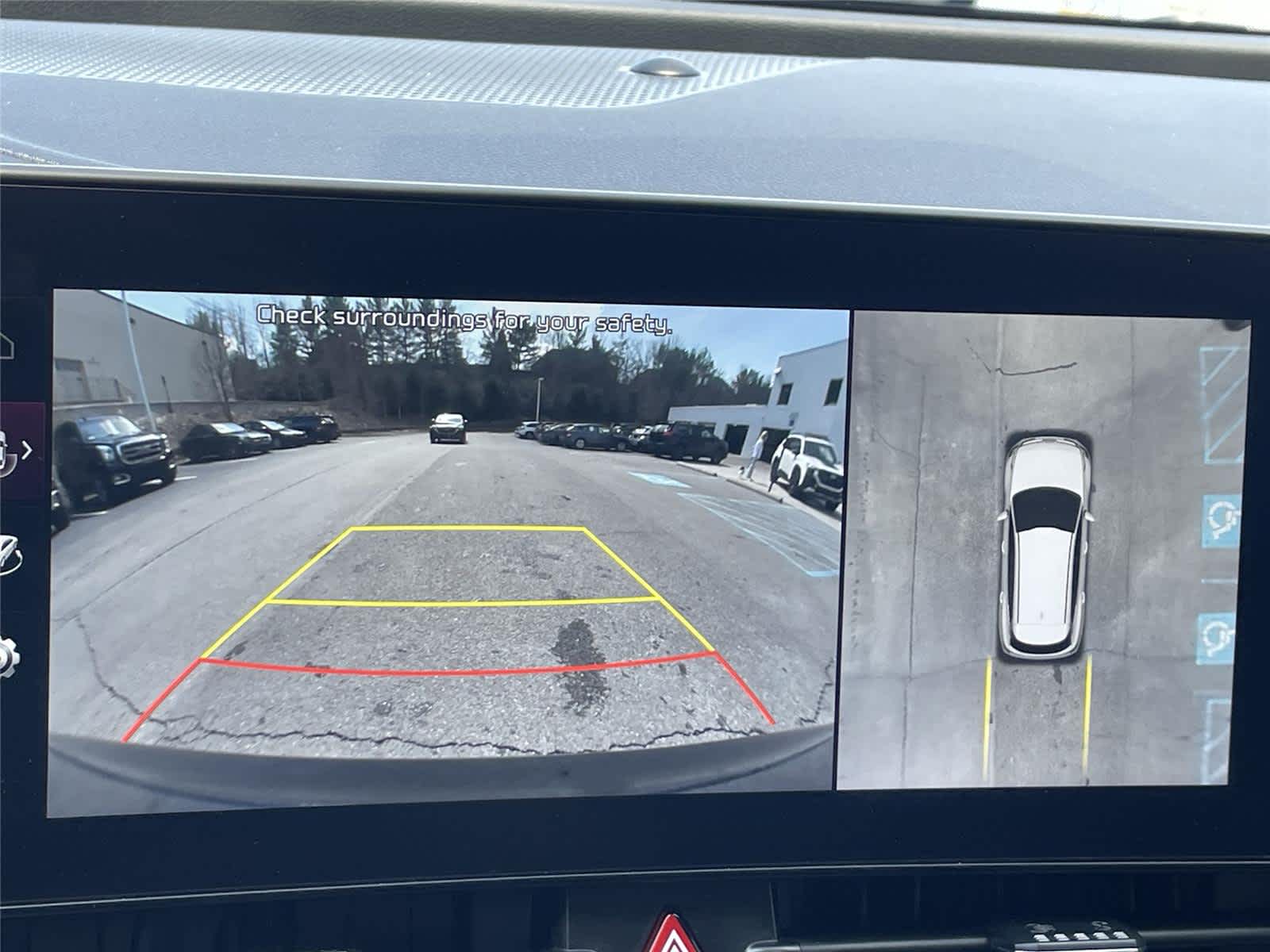 Thumbnail: 2023 Kia Sportage - 22