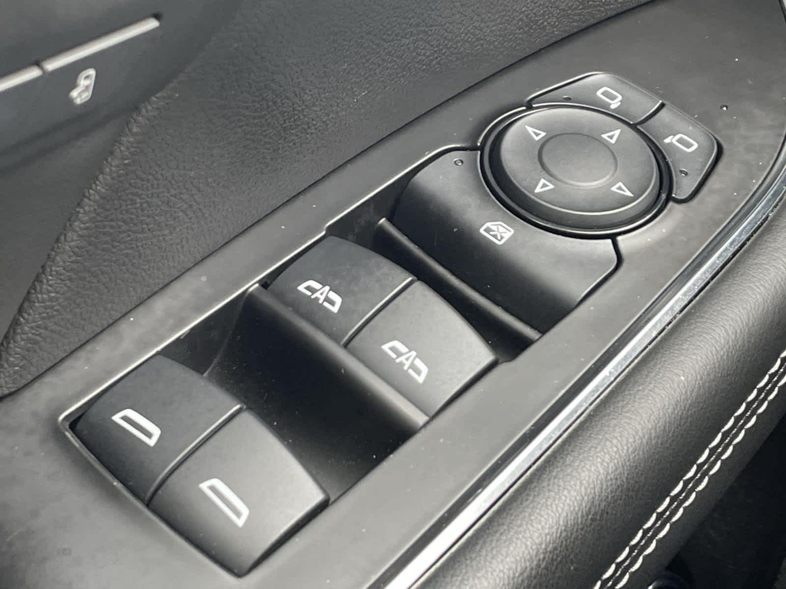 Thumbnail: 2023 Buick Envision - 26