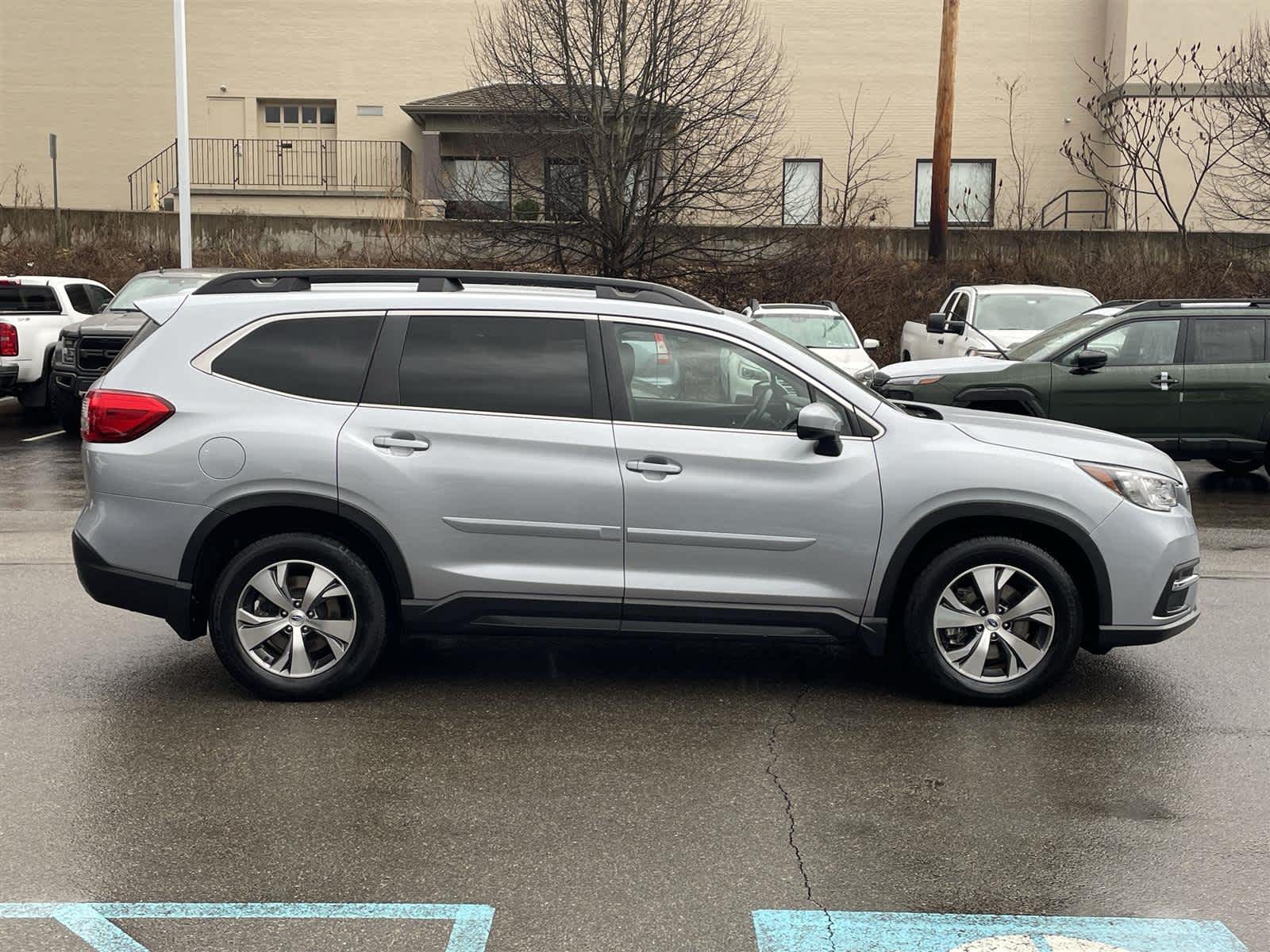 Thumbnail: 2022 Subaru Ascent - 6