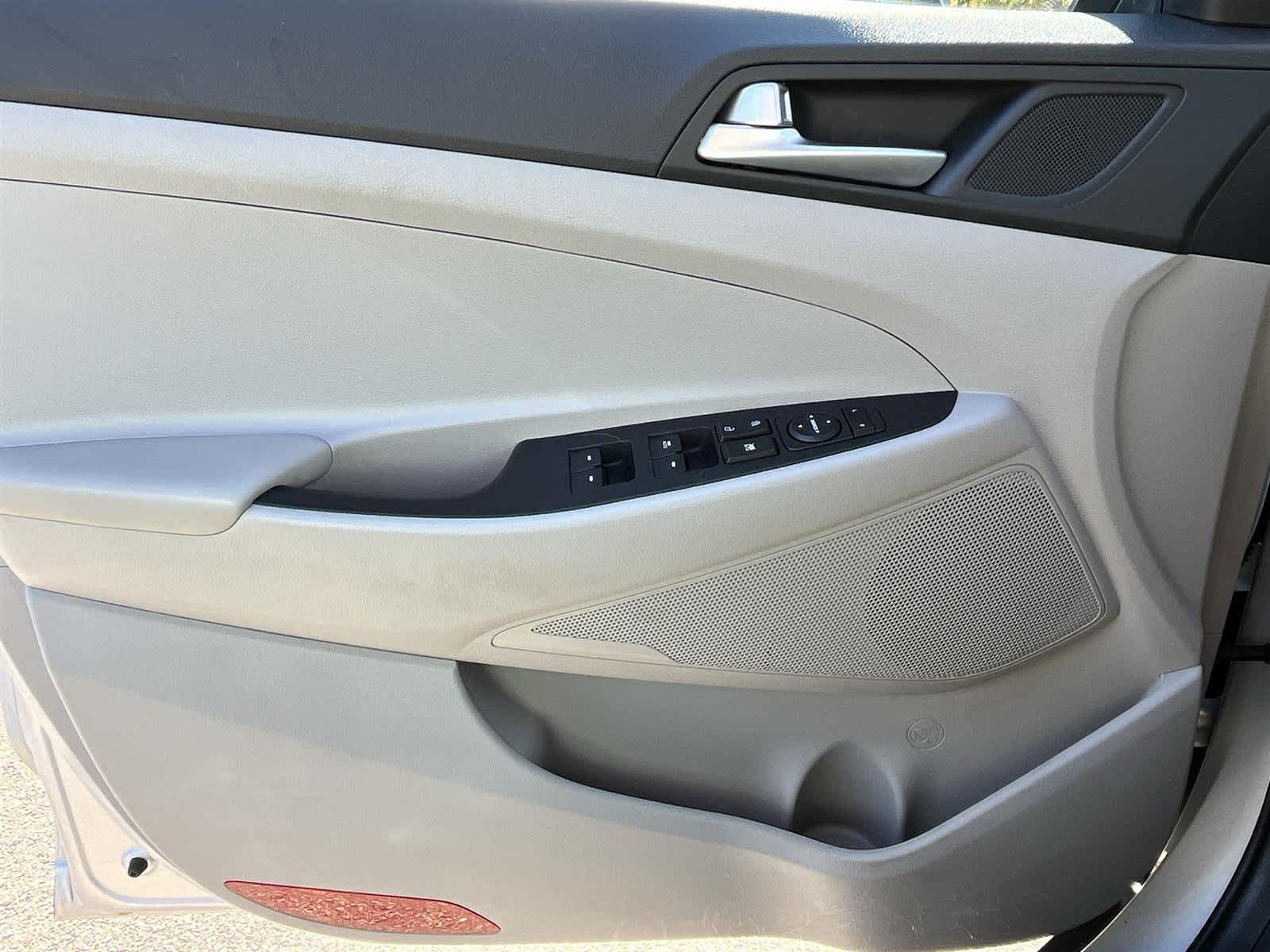 Thumbnail: 2019 Hyundai Tucson - 25