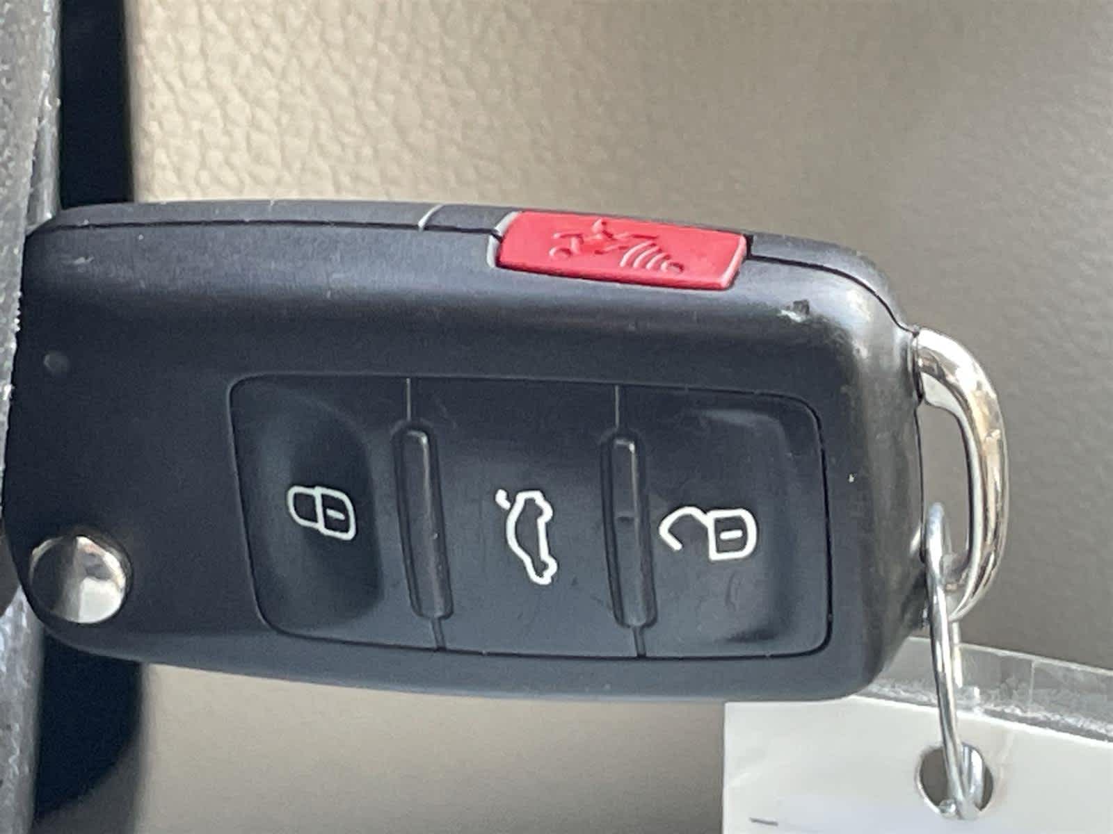 Thumbnail: 2016 Volkswagen Passat - 29