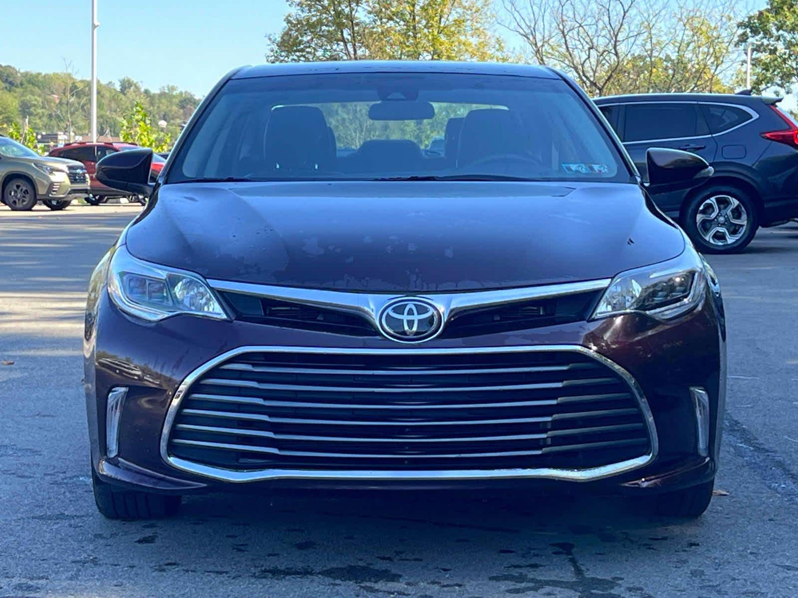 Thumbnail: 2018 Toyota Avalon - 8