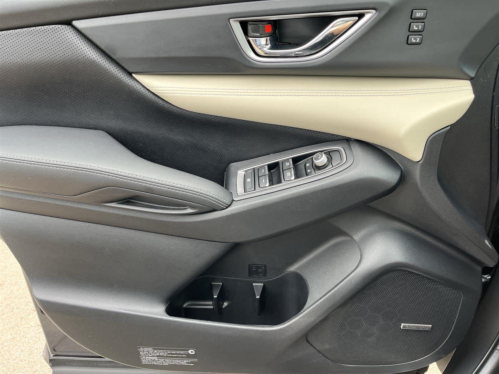 2022 Subaru Ascent Limited 29