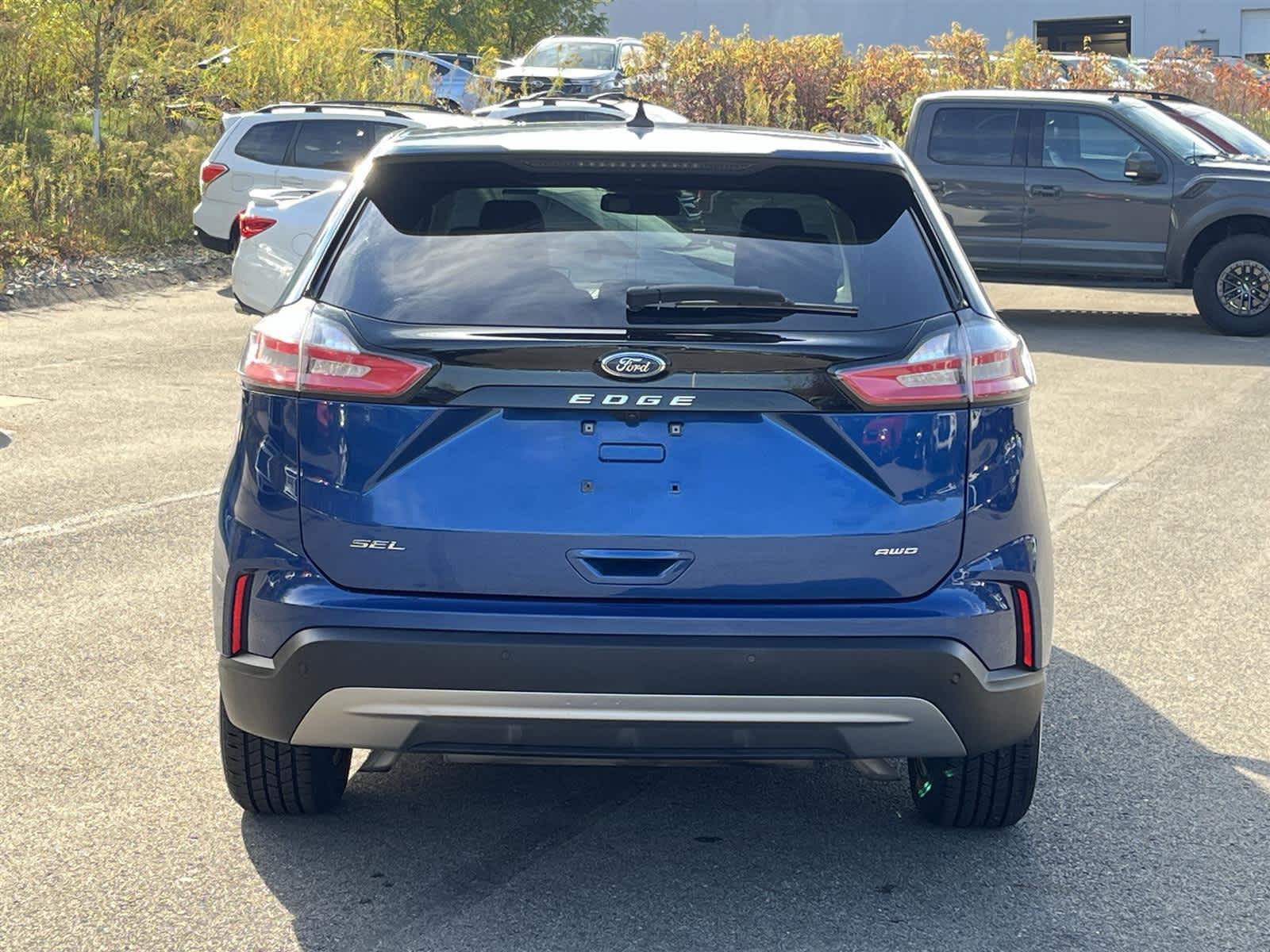 Thumbnail: 2023 Ford Edge - 4