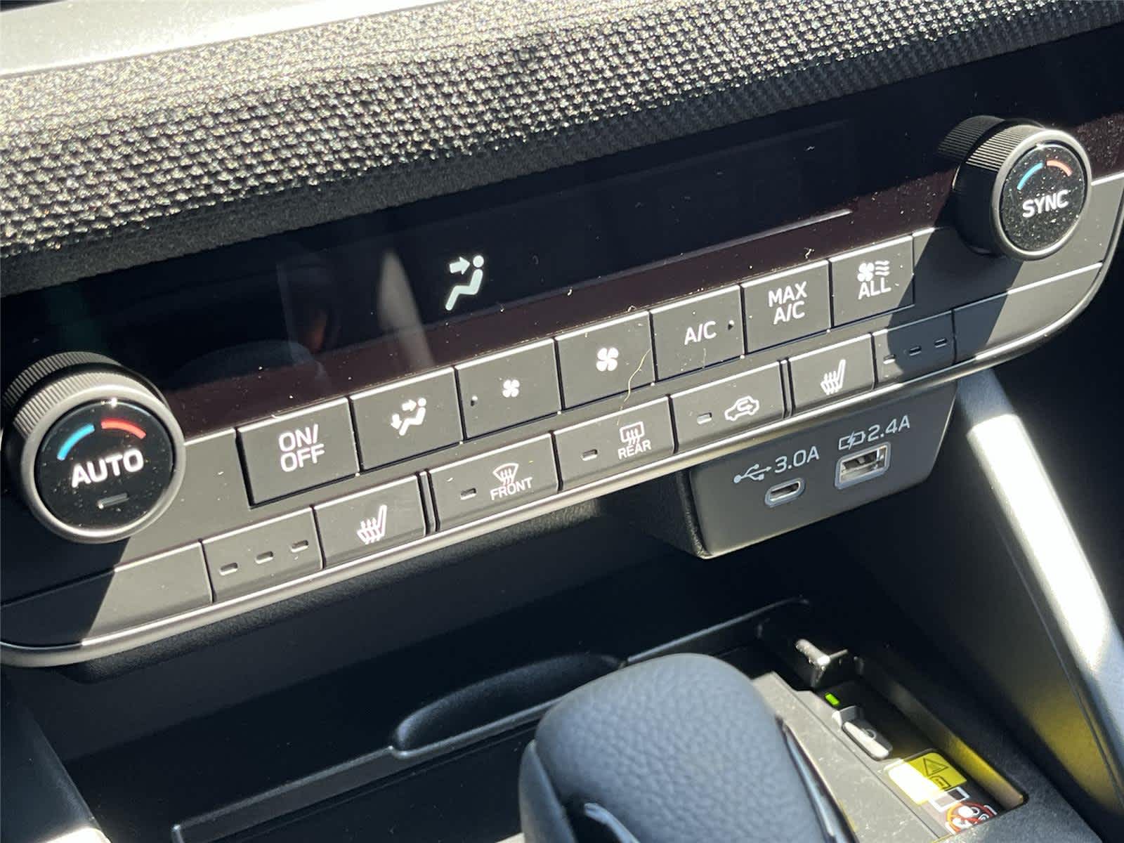 Thumbnail: 2026 Subaru Outback - 25