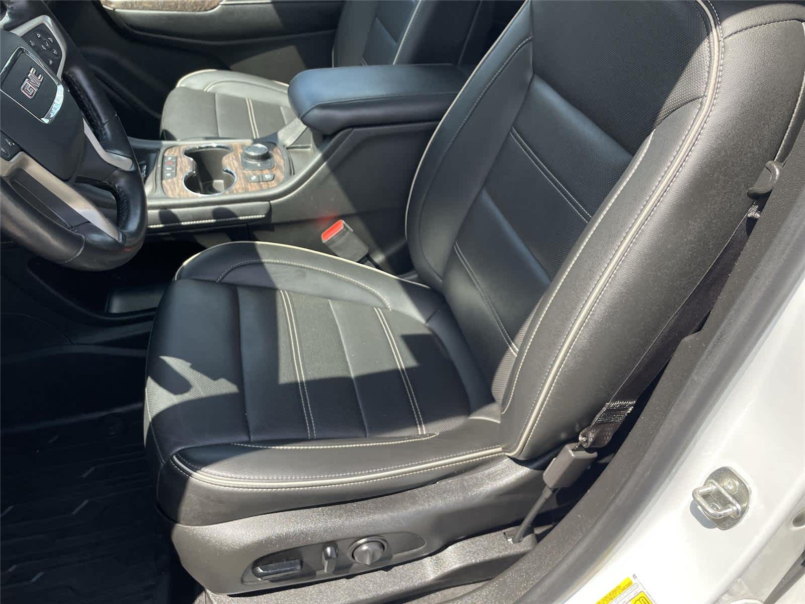 Thumbnail: 2021 GMC Acadia - 12