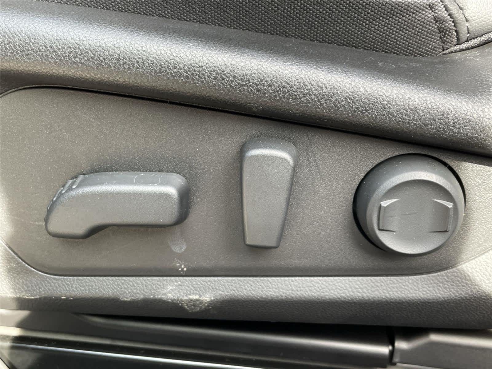 Thumbnail: 2026 Subaru Outback - 9