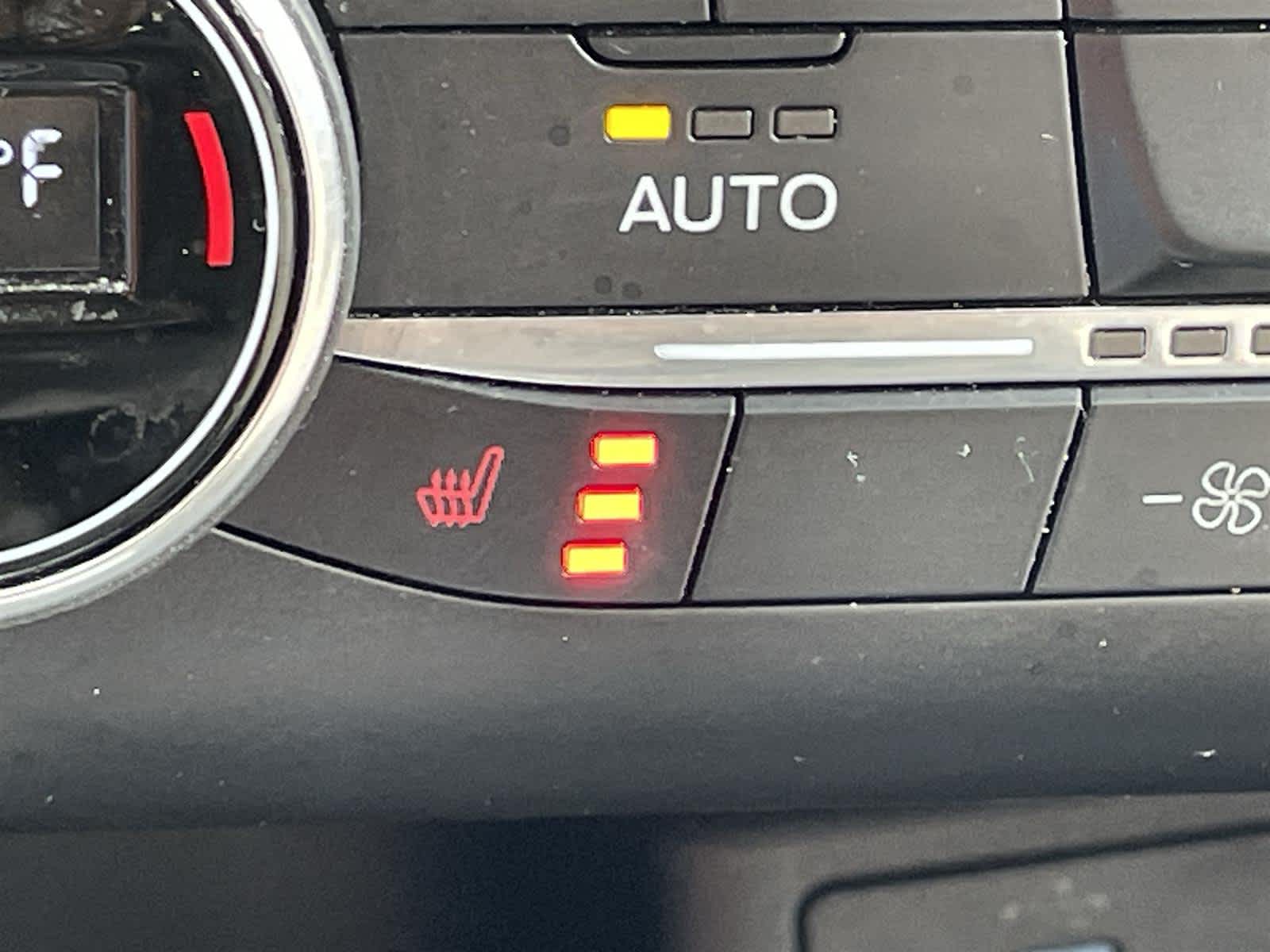 2020 Ford Escape Titanium 23