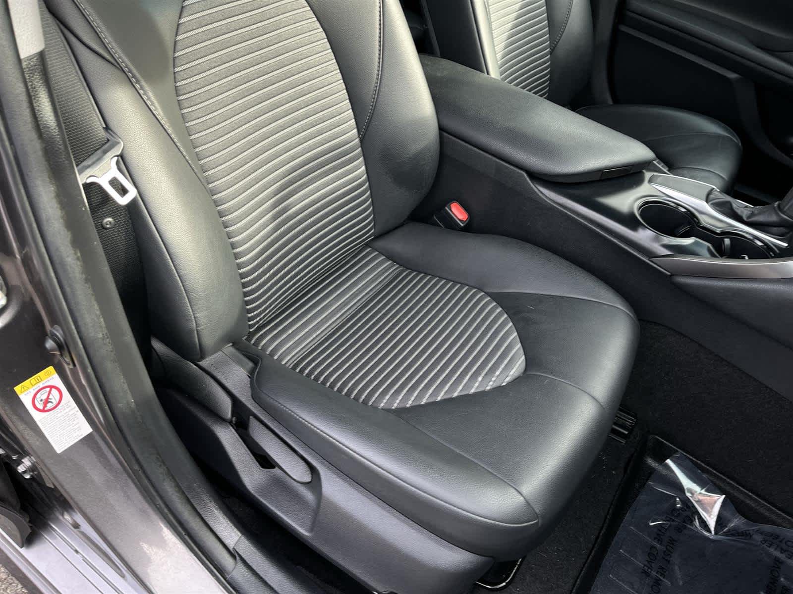 Thumbnail: 2018 Toyota Camry - 16